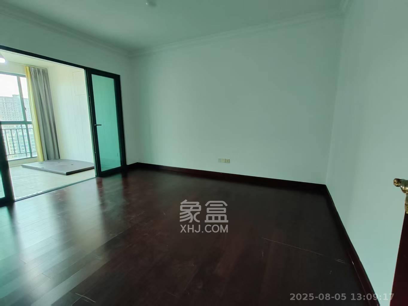 恒大名都  4室2厅4卫   3500.00元/月室内图