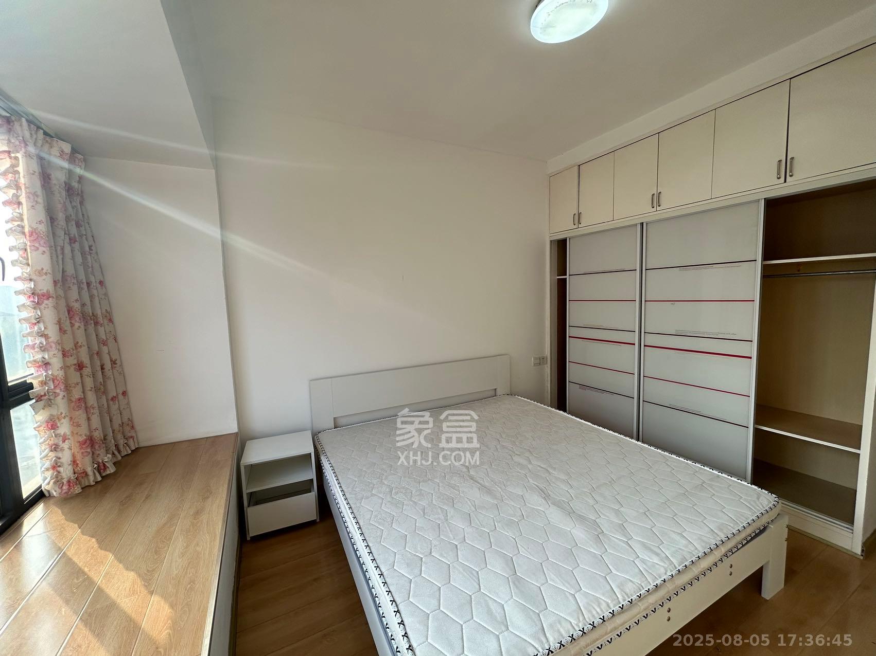 中信城市广场(中信新城一期)  2室1厅1卫    1600.0元/月 中信城市广场(中信新城一期)  2室1厅1卫    1600.0元/月室内图