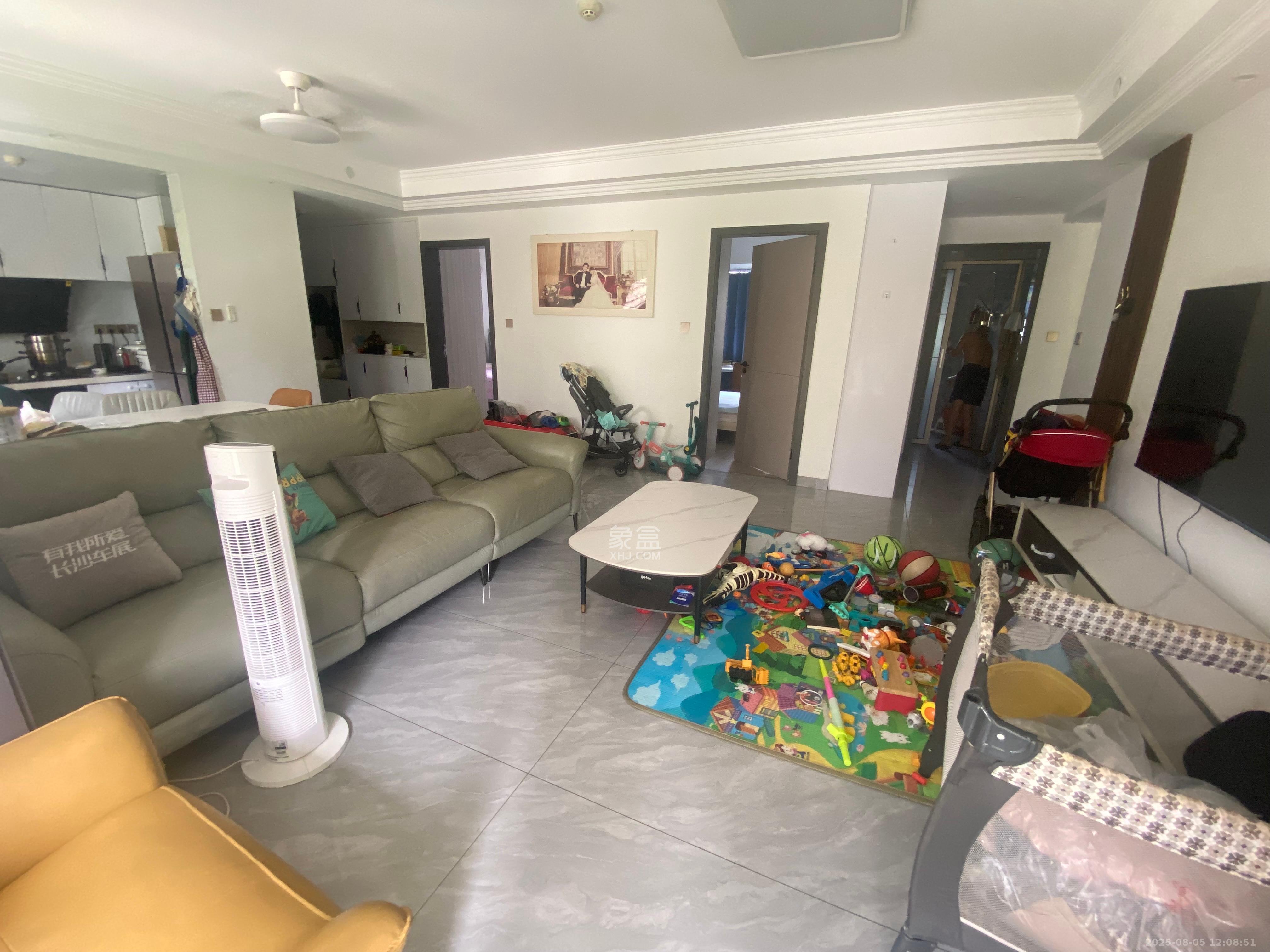 保利天禧D区  4室2厅2卫    5000.0元/月 保利天禧D区  4室2厅2卫    5000.0元/月