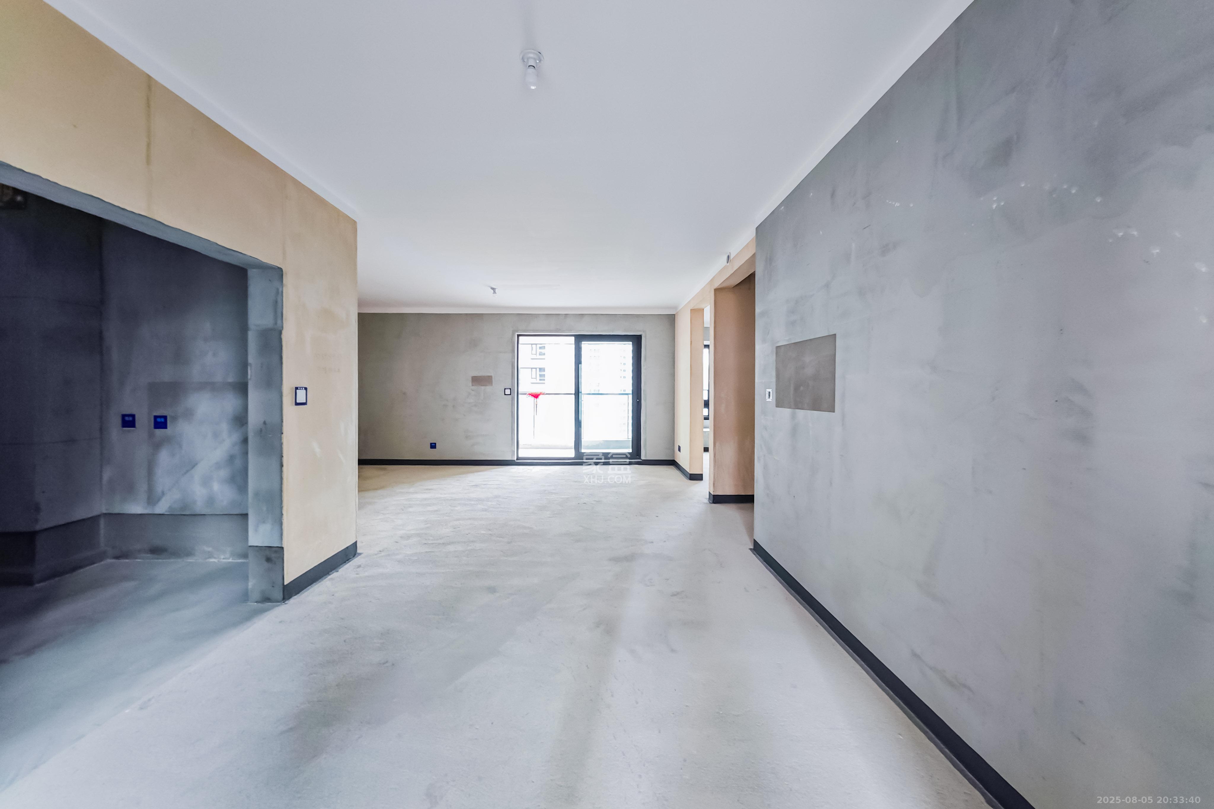 建发玖洲观澜  4室2厅2卫    230.0万其他