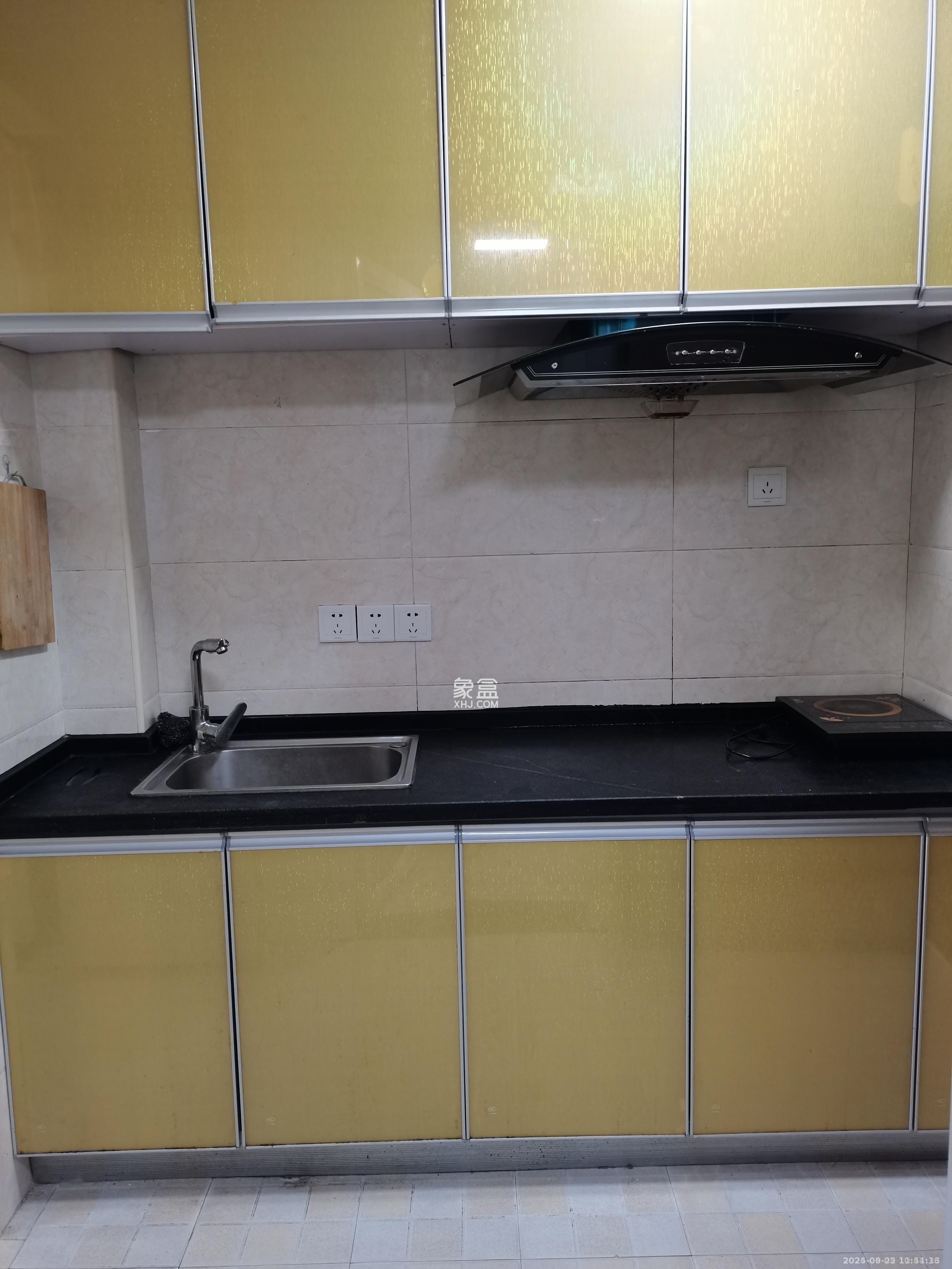 嘉华城(一期) 1室1厅1卫 1350.0元/月 嘉华城(一期) 1室1厅1卫 1350.0元/月室内图