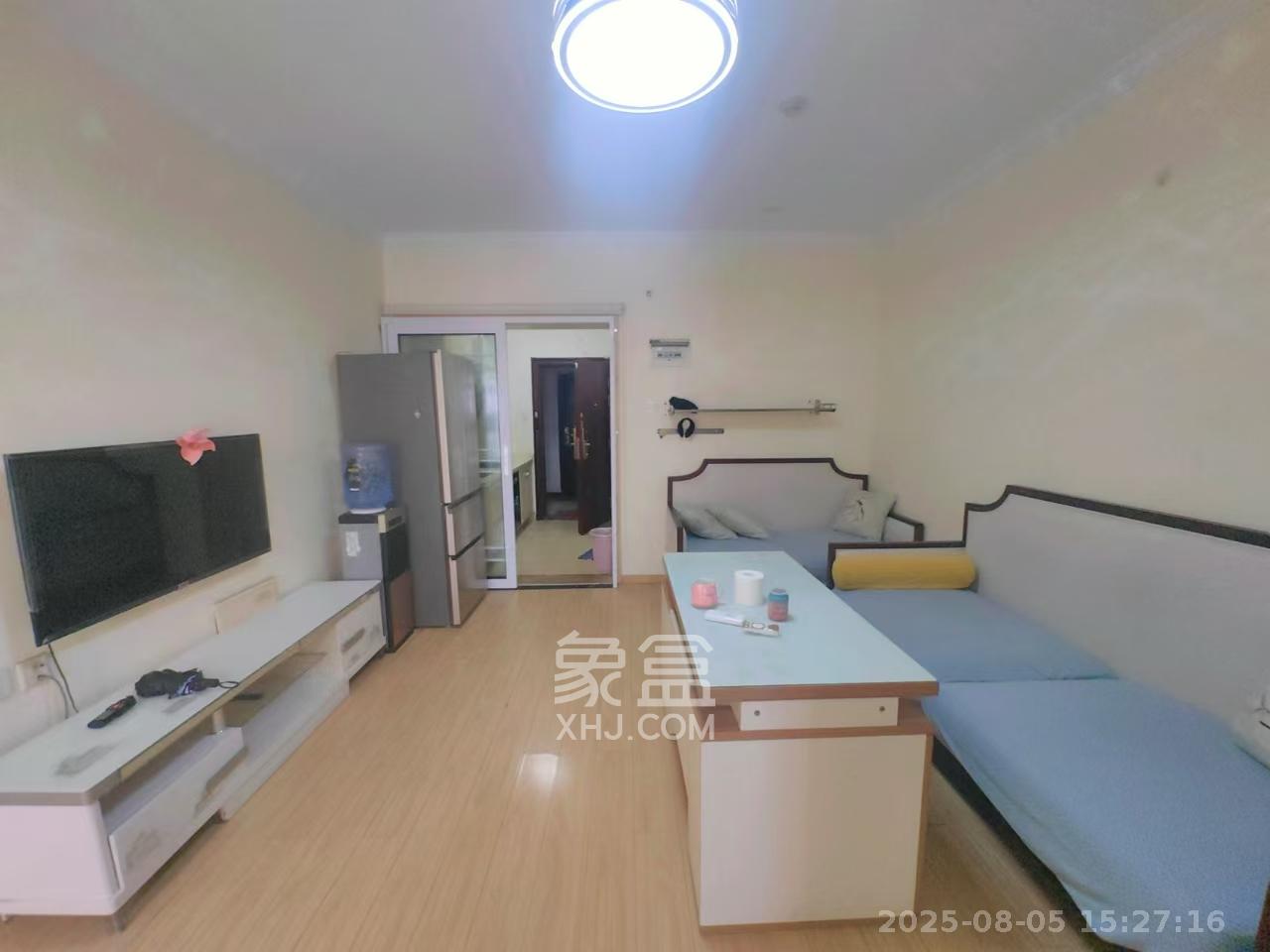 万芙锦城  1室1厅1卫    1500.0元/月 万芙锦城  1室1厅1卫    1500.0元/月室内图