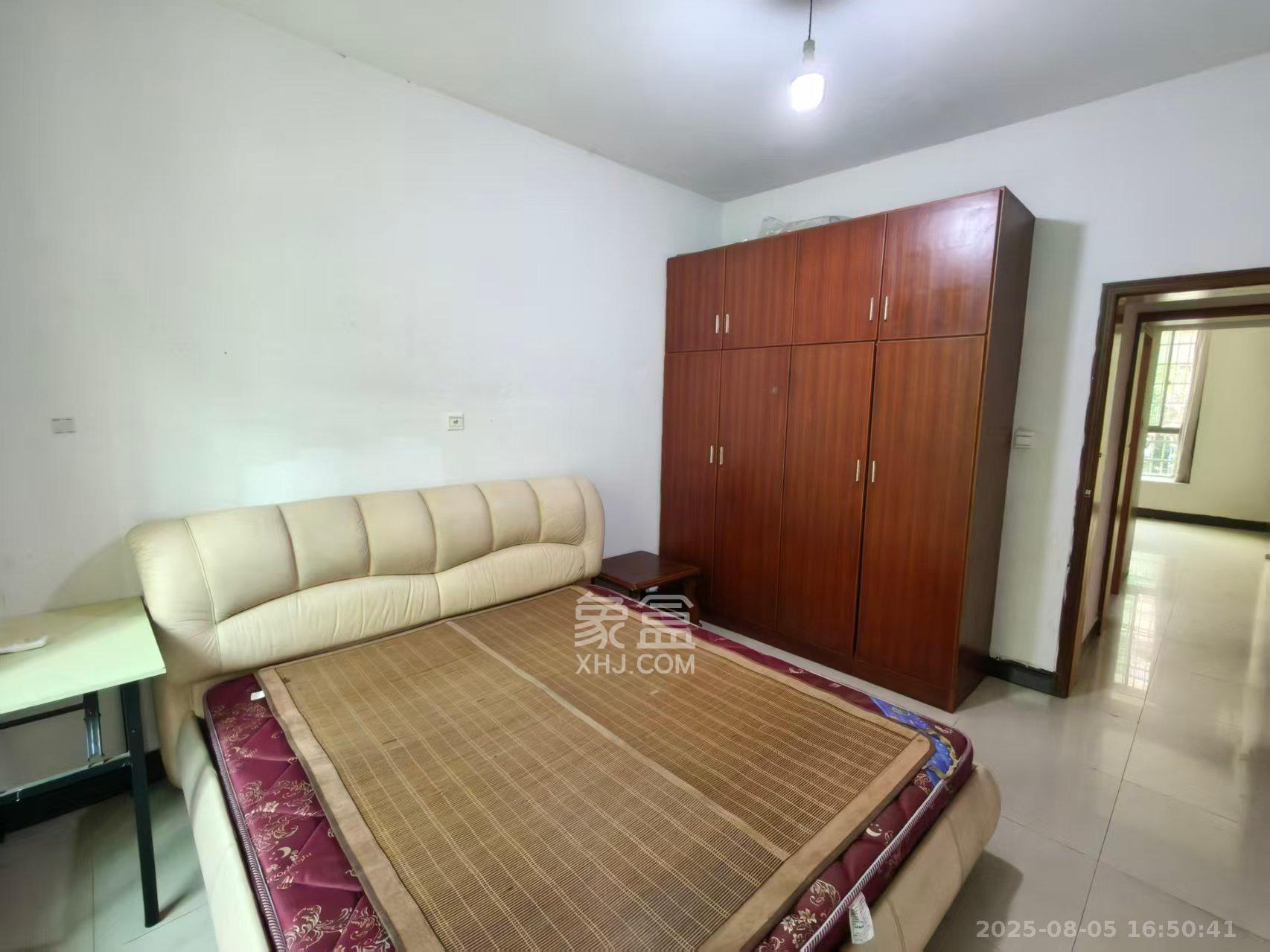 高升小区  3室2厅2卫    2000.0元/月 高升小区  3室2厅2卫    2000.0元/月室内图