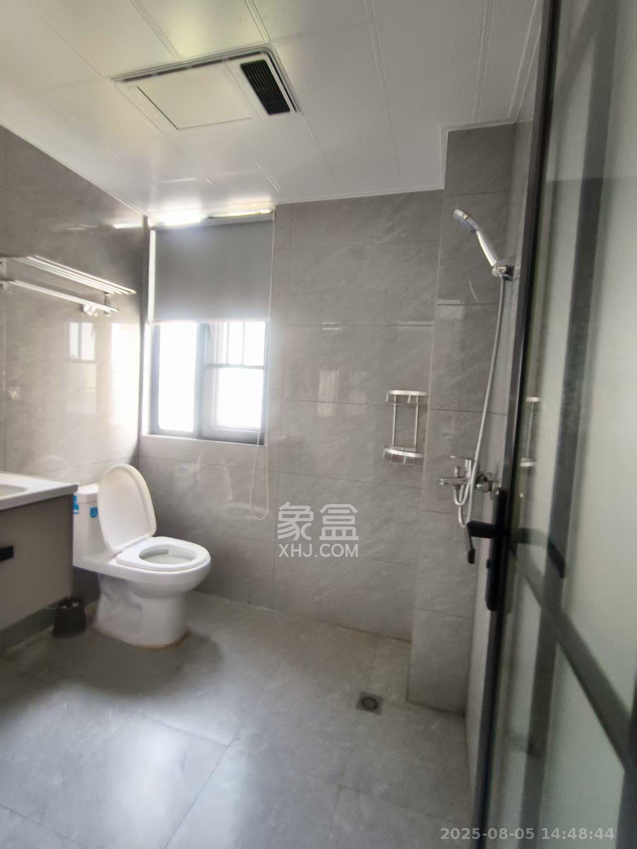 旭辉汇樾城 4室2厅2卫 3300.0元/月 旭辉汇樾城 4室2厅2卫 3300.0元/月室内图