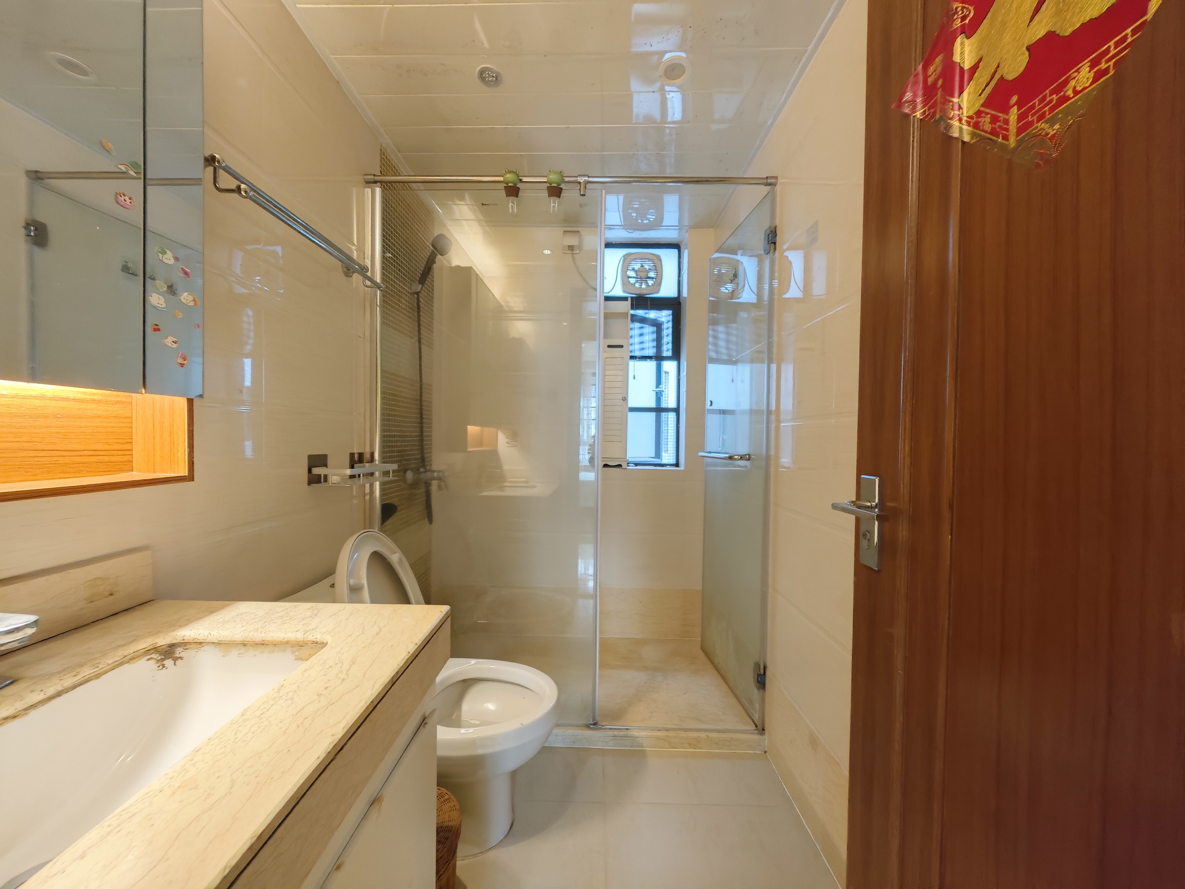 碧桂园滨海国际二期(君临湾) 3室2厅1卫 2500.0元/月 碧桂园滨海国际二期(君临湾) 3室2厅1卫 2500.0元/月室内图