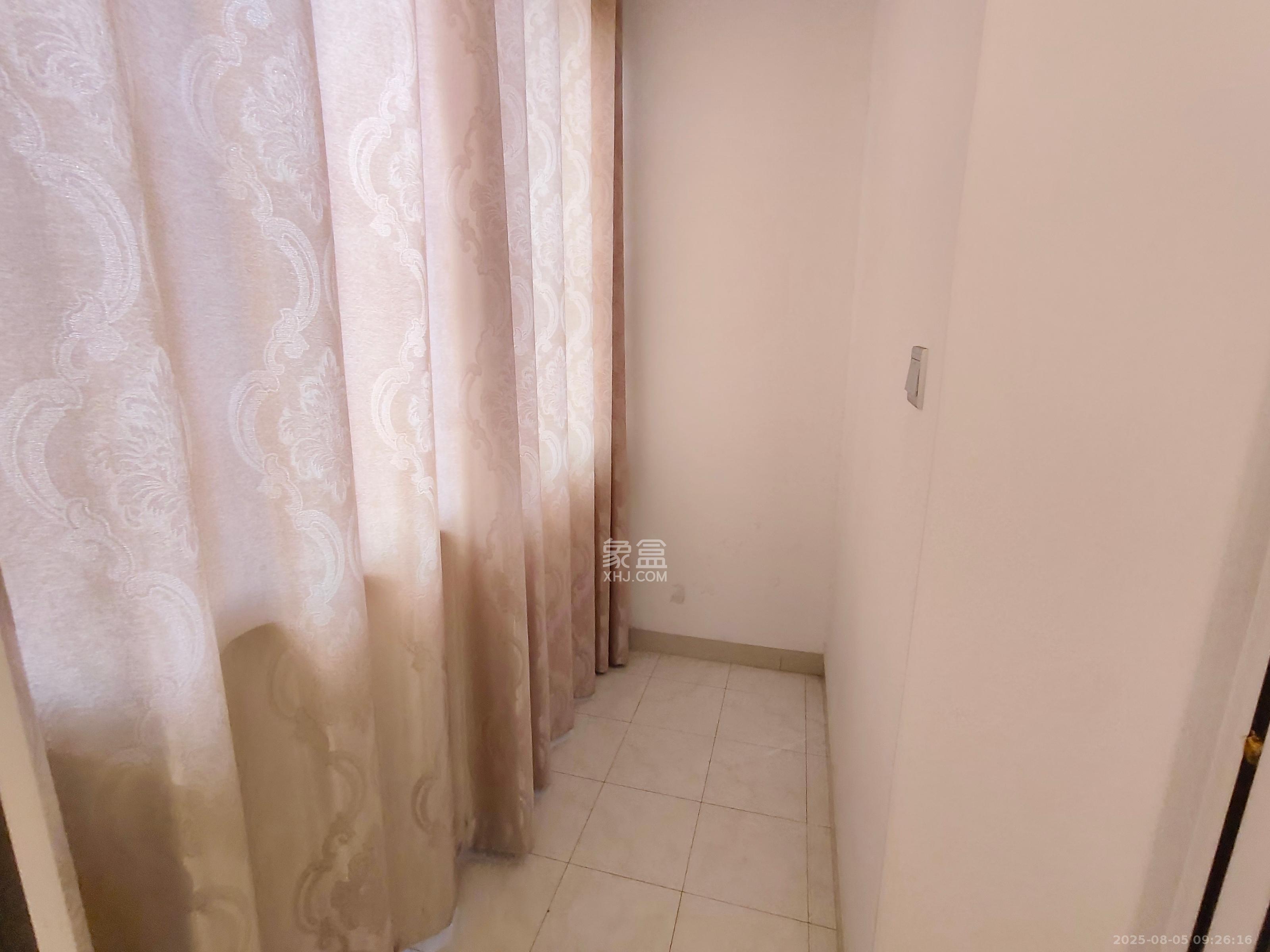 山水金庭 2室1厅1卫 1000.0元/月 山水金庭 2室1厅1卫 1000.0元/月室内图