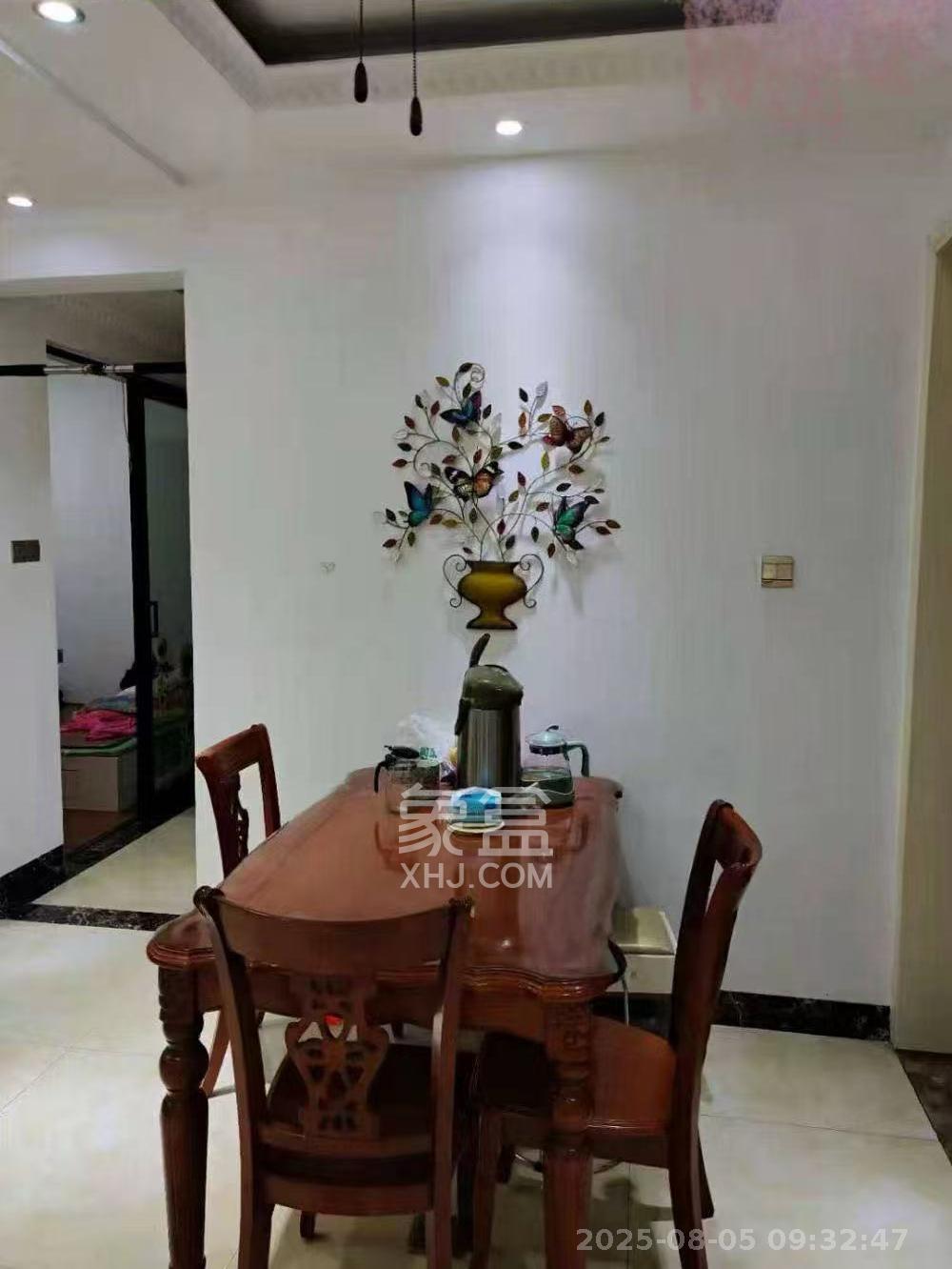 华美公寓(新猎鹰公寓)  3室2厅1卫    2000.0元/月 华美公寓(新猎鹰公寓)  3室2厅1卫    2000.0元/月室内图