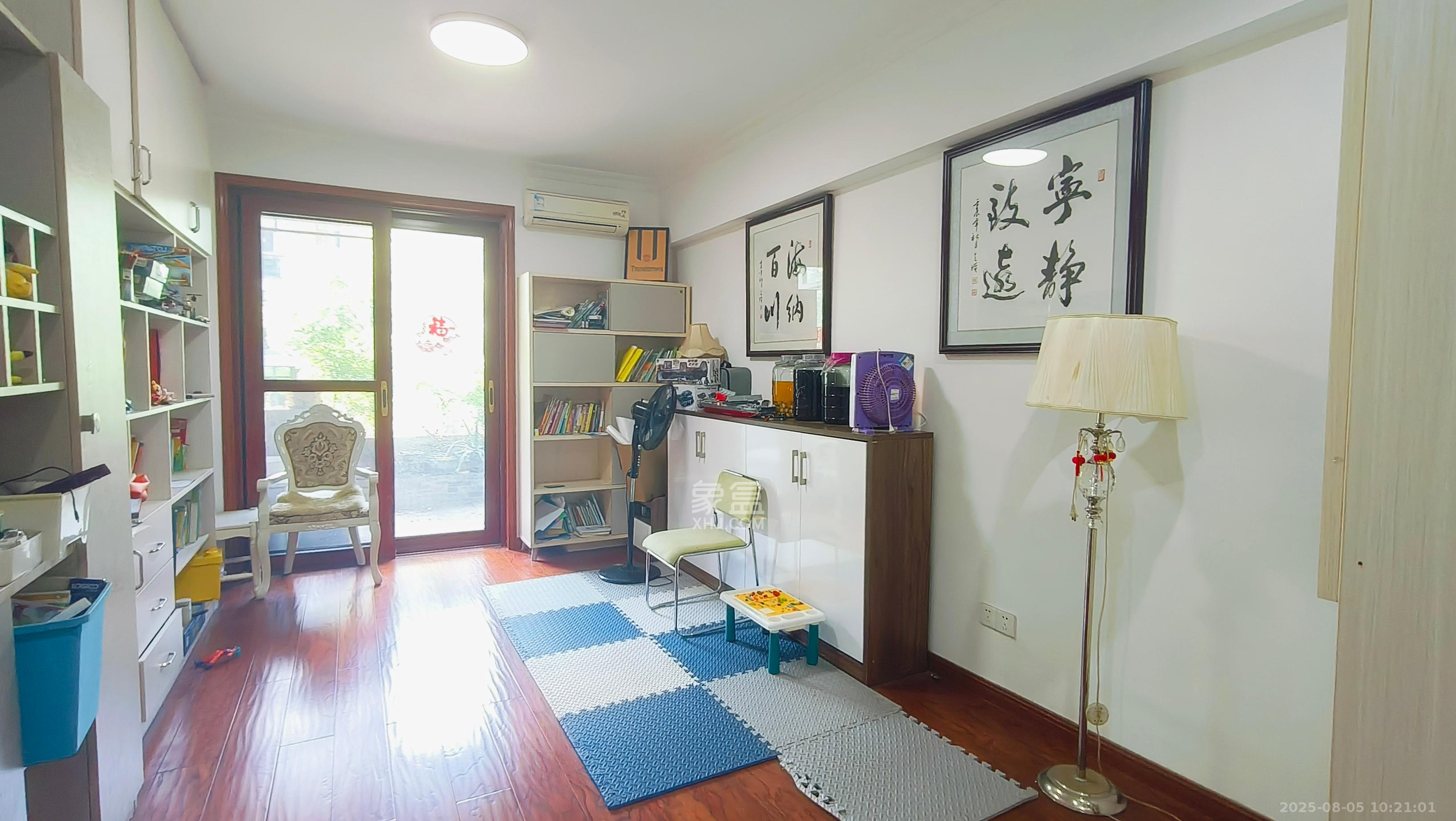 美林水郡 4室2厅2卫 3600.0元/月 美林水郡 4室2厅2卫 3600.0元/月室内图