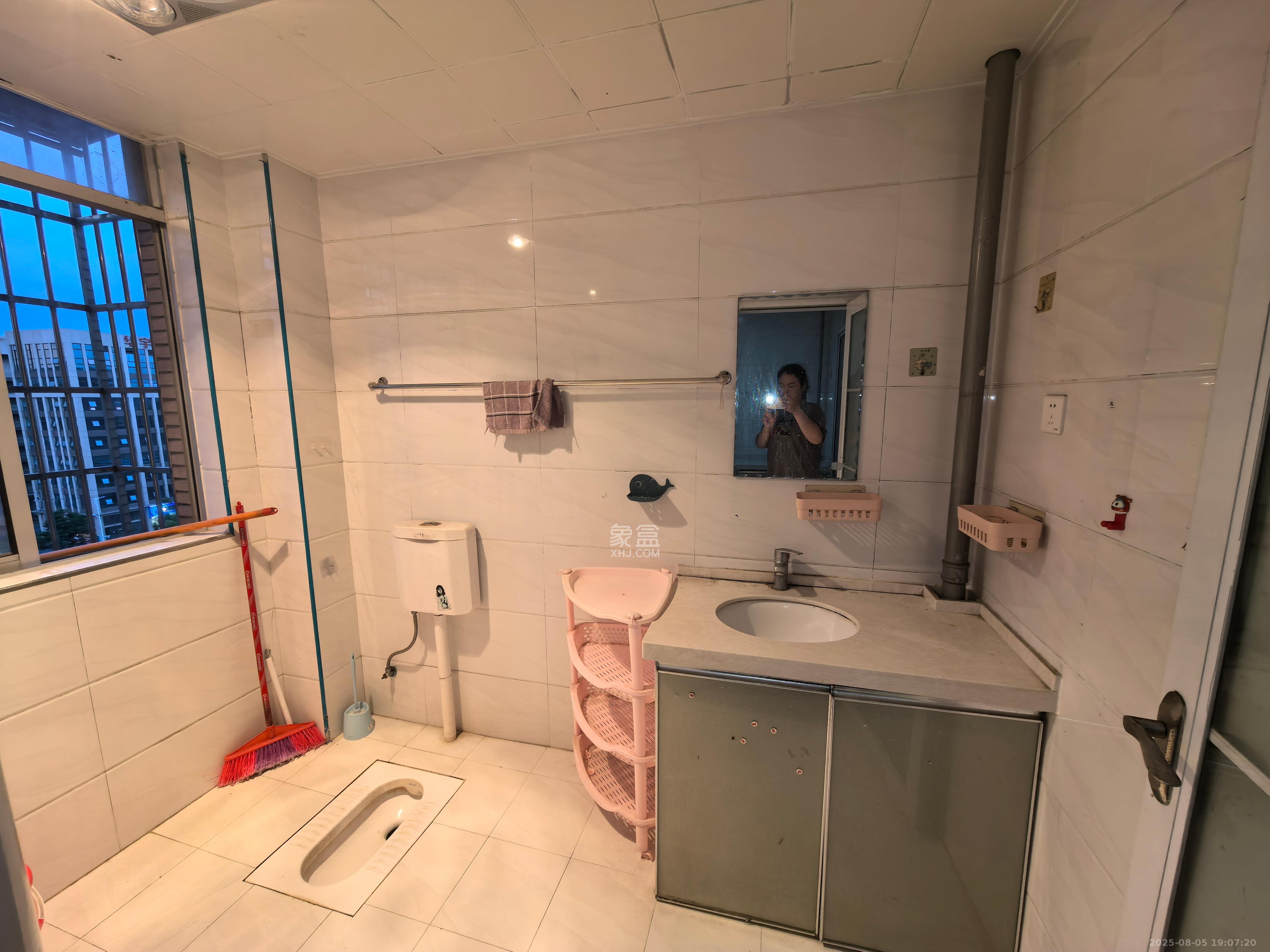 先锋新宇 2室2厅1卫 1600.0元/月 先锋新宇 2室2厅1卫 1600.0元/月室内图