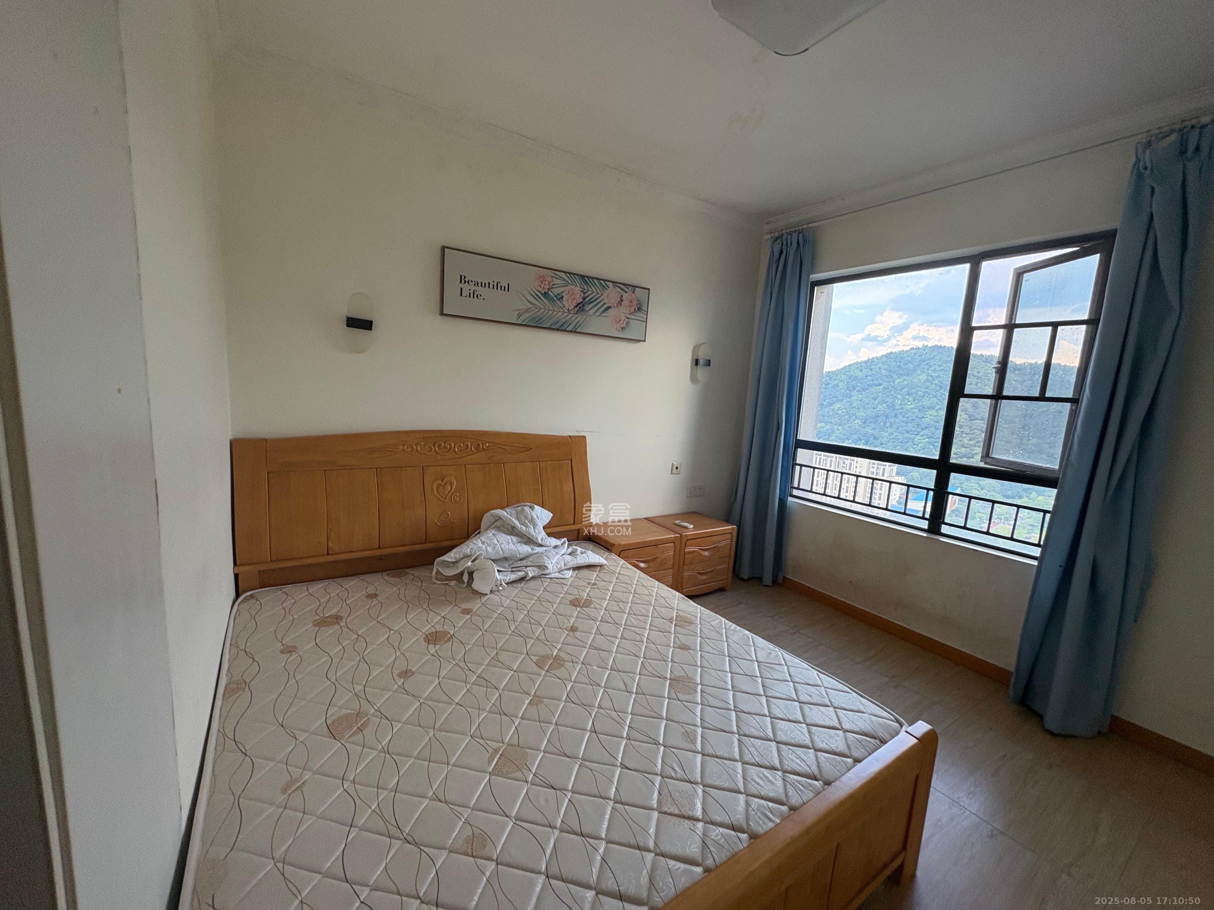 中海梅溪湖壹号  3室2厅1卫   2900.00元/月室内图