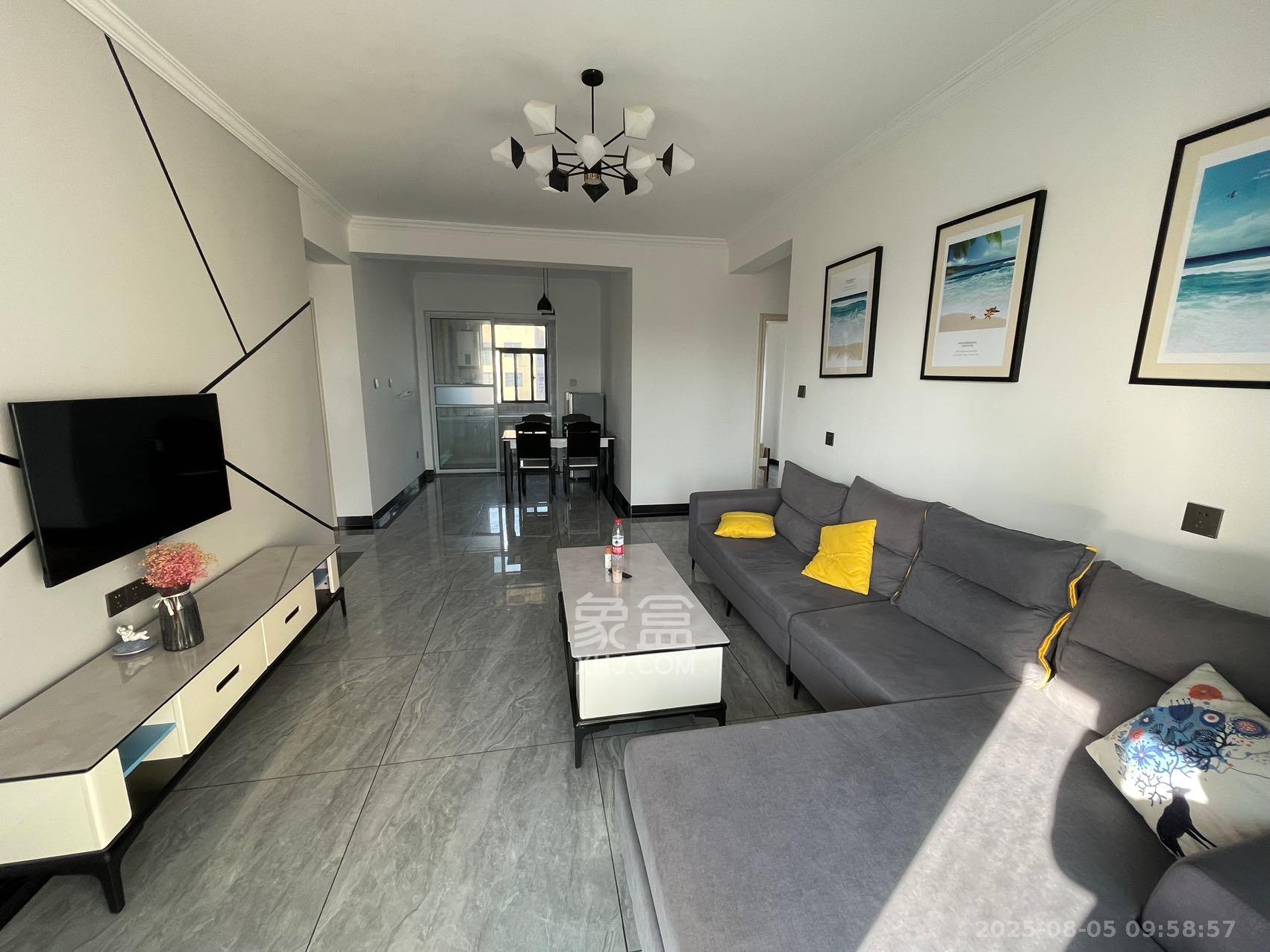 洋湖时代  3室2厅1卫    2400.0元/月 洋湖时代  3室2厅1卫    2400.0元/月