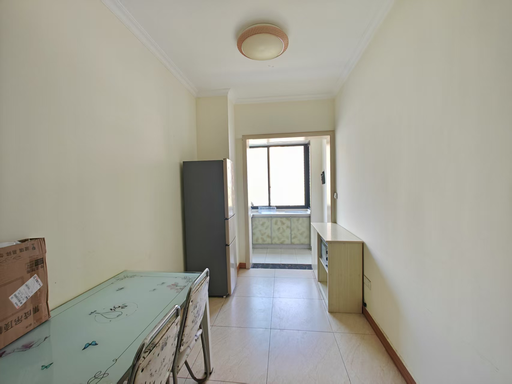 上城世家 1室1厅1卫 1000.0元/月 上城世家 1室1厅1卫 1000.0元/月室内图