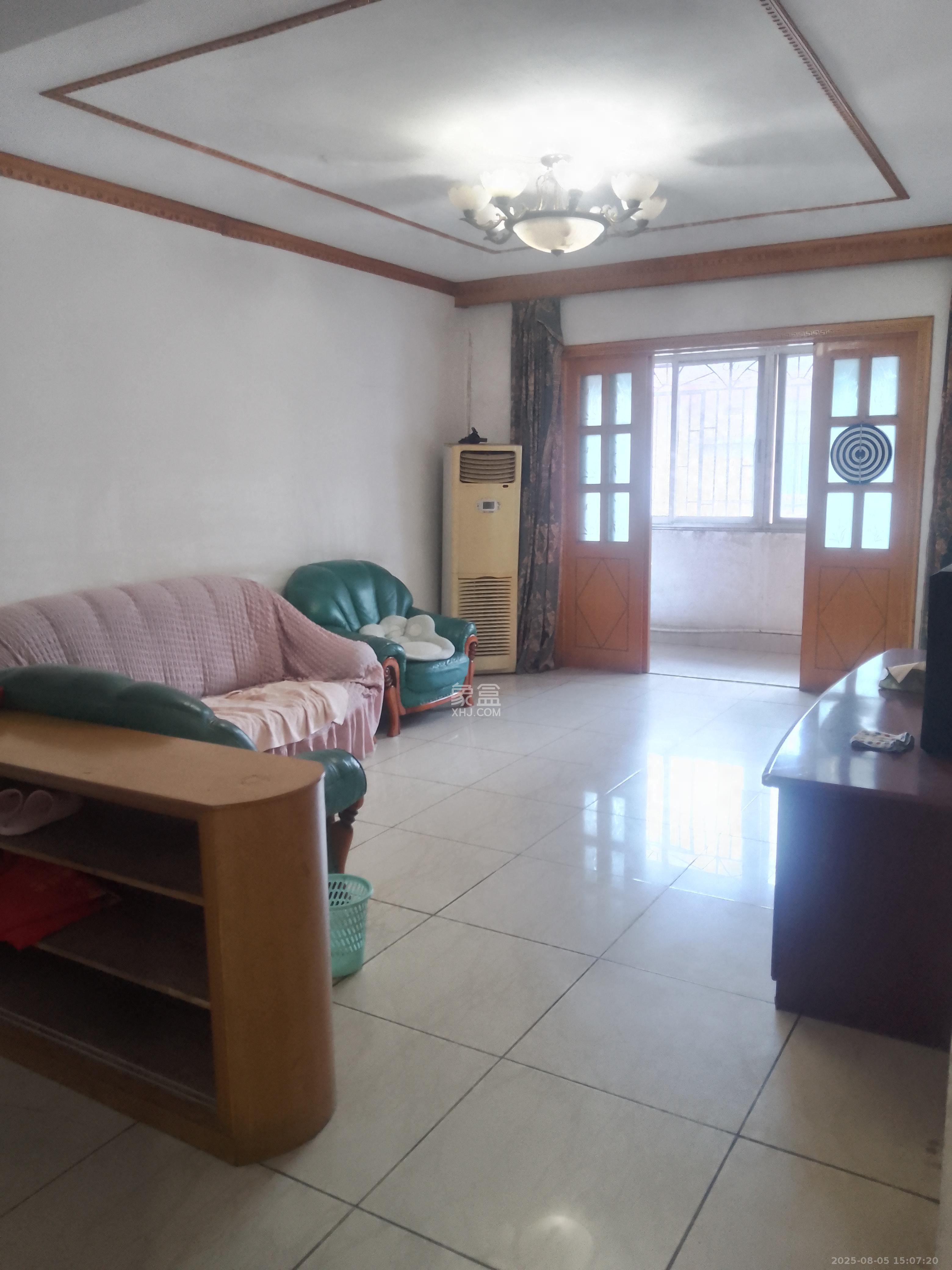 刑警之家 3室2厅2卫 1500.0元/月 刑警之家 3室2厅2卫 1500.0元/月室内图