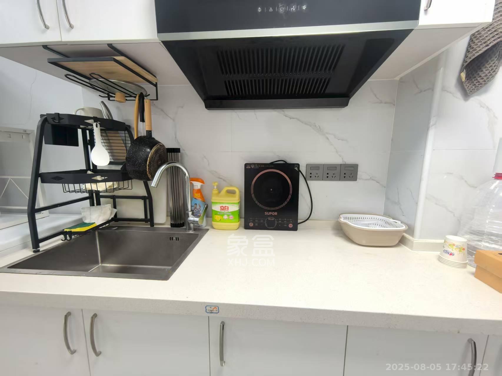 保利麓谷林语I区 1室1厅1卫 1600.0元/月 保利麓谷林语I区 1室1厅1卫 1600.0元/月室内图