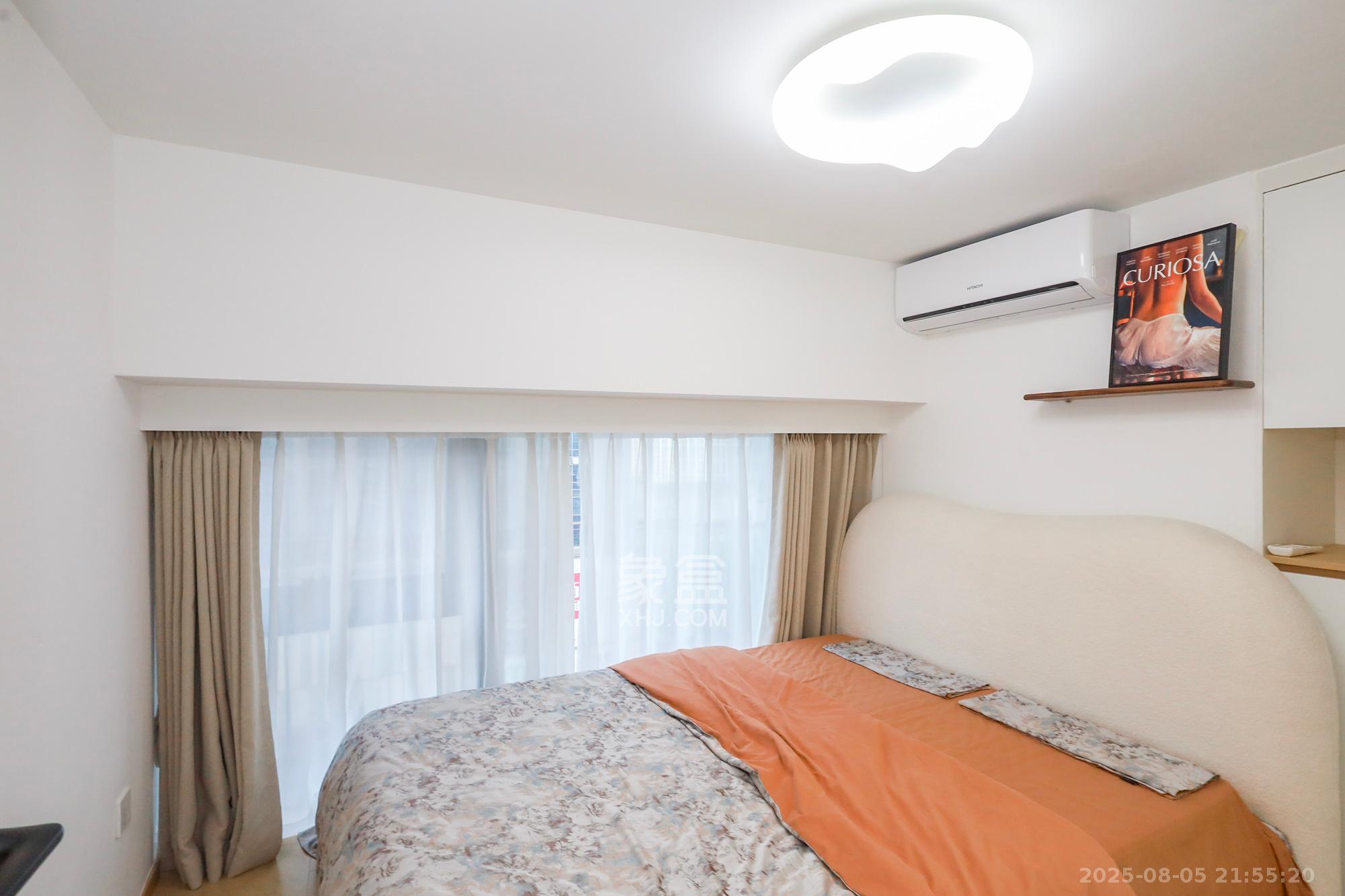 卓越中寰 2室1厅1卫 50.0万 卓越中寰 2室1厅1卫 50.0万卧室