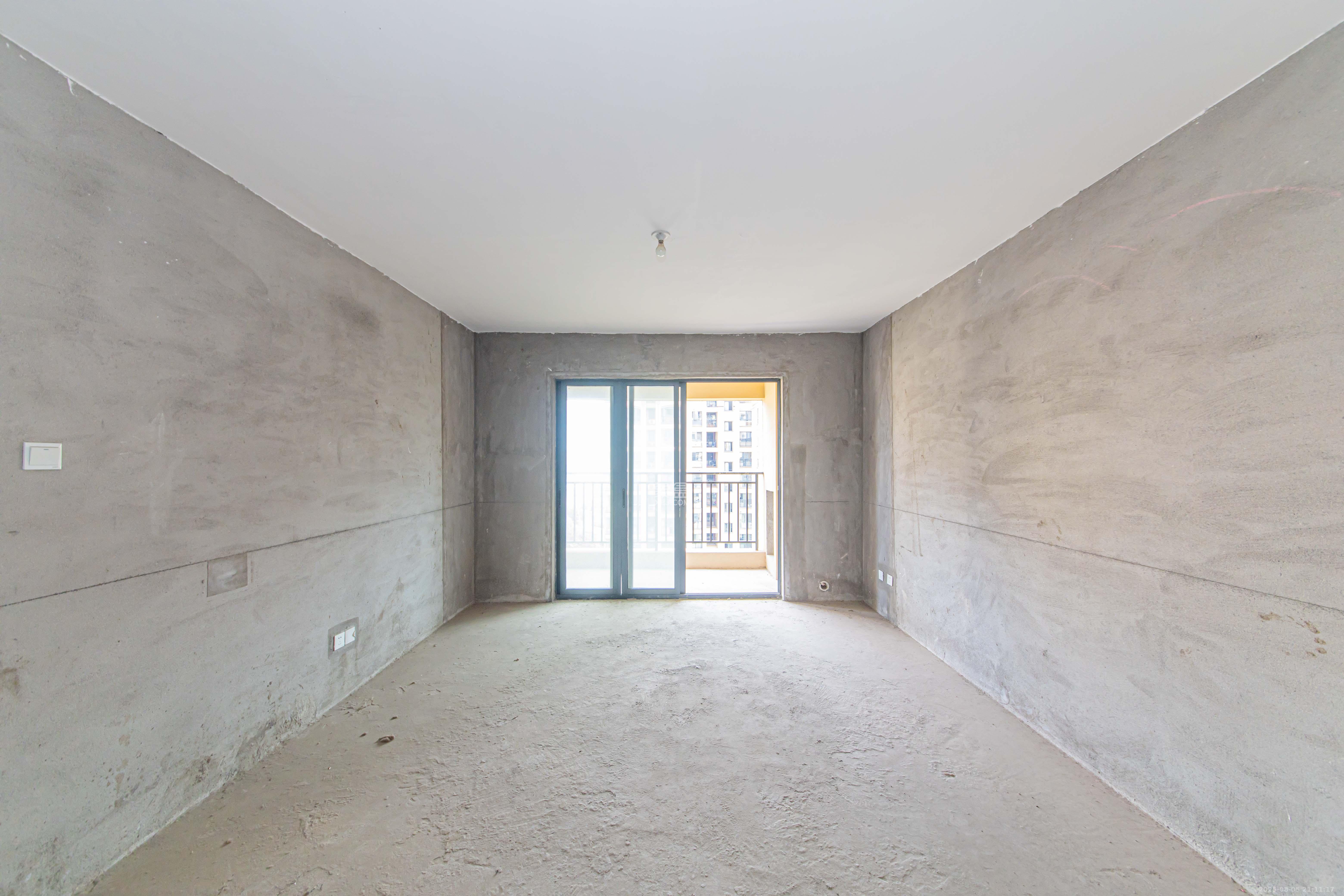 中建芙蓉嘉苑  3室2厅2卫   126.50万
