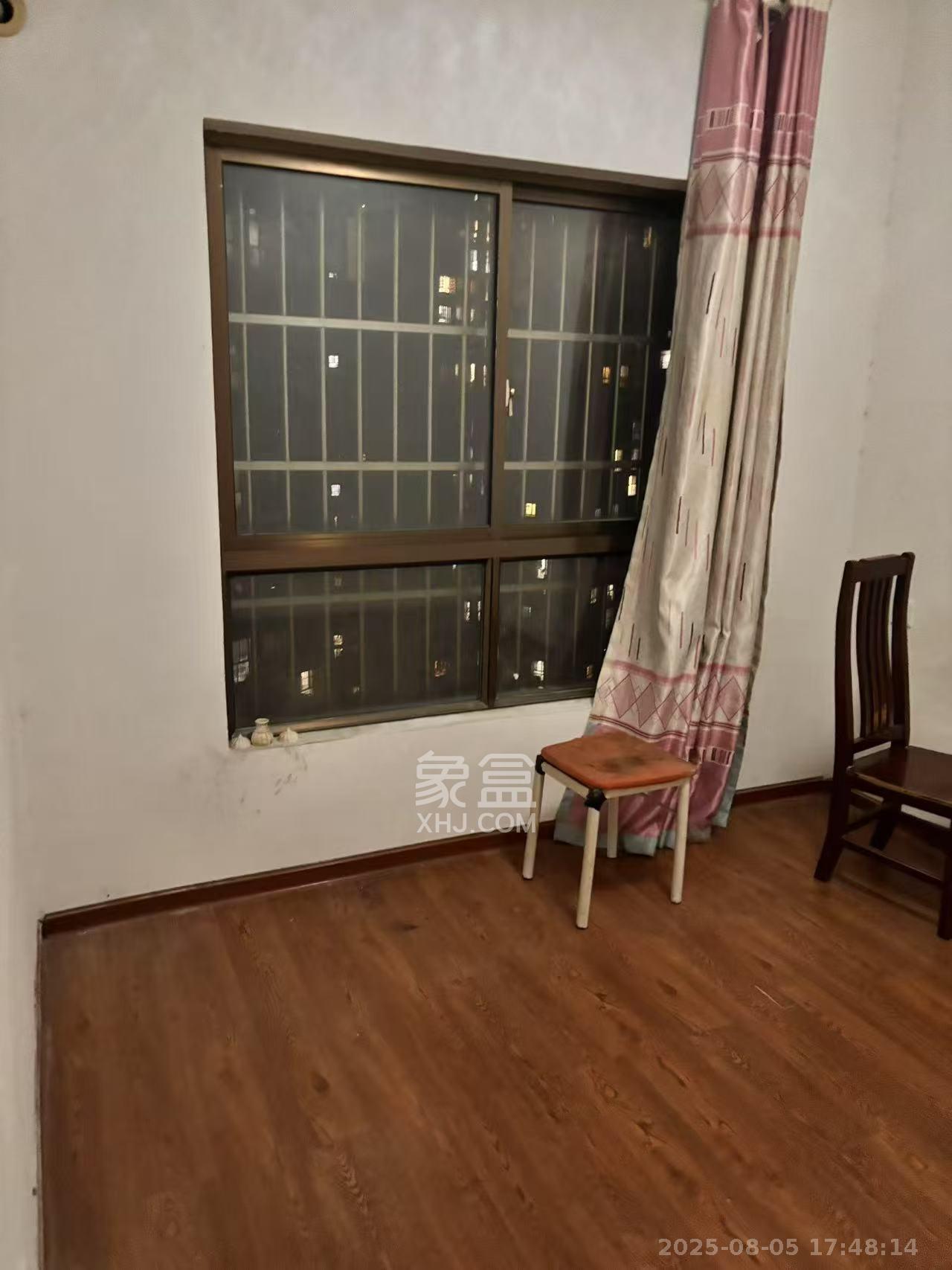 家和院  1室2厅1卫   1700.00元/月室内图
