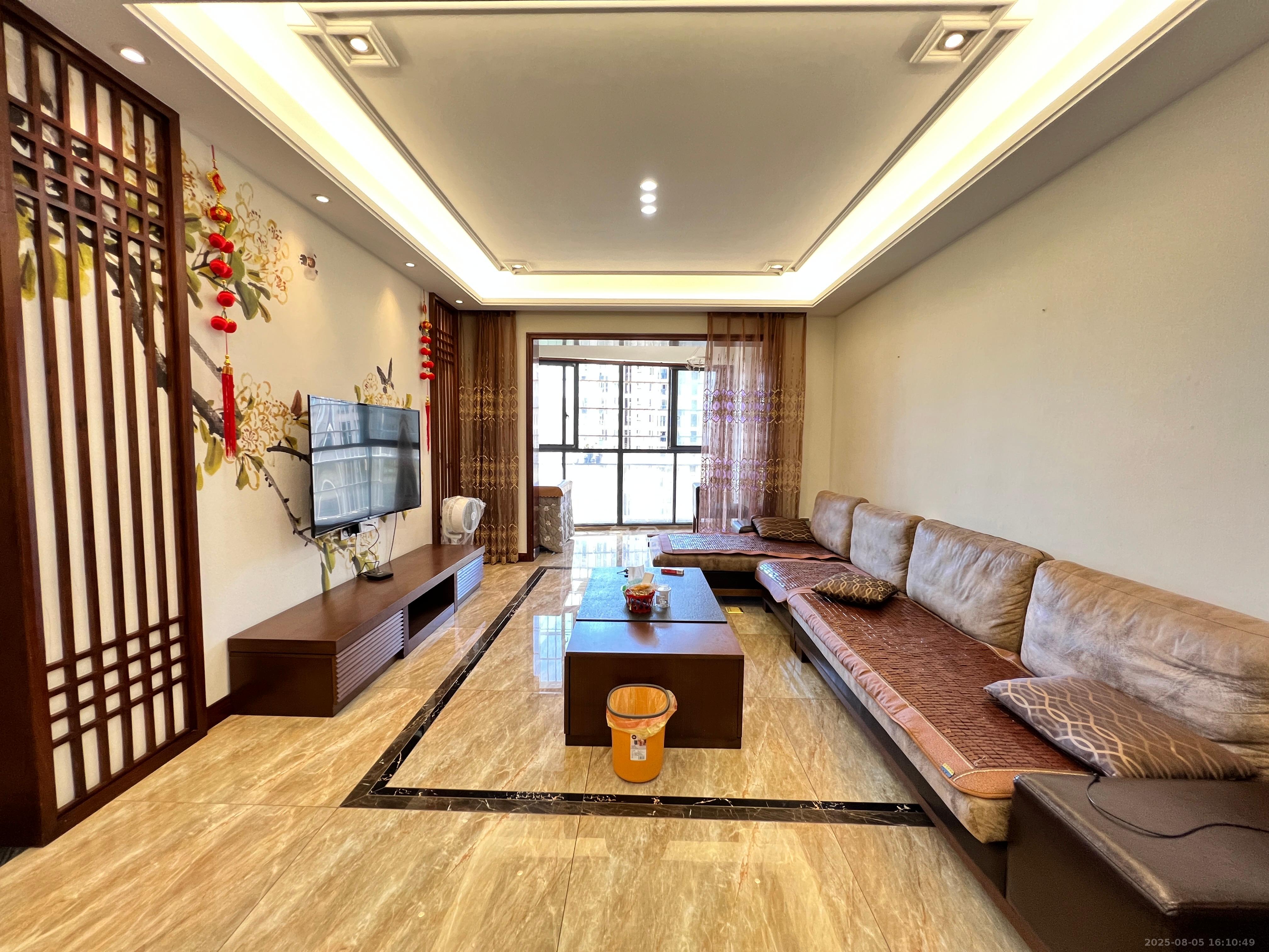 中城丽景香山园 3室2厅1卫 3500.0元/月 中城丽景香山园 3室2厅1卫 3500.0元/月室内图