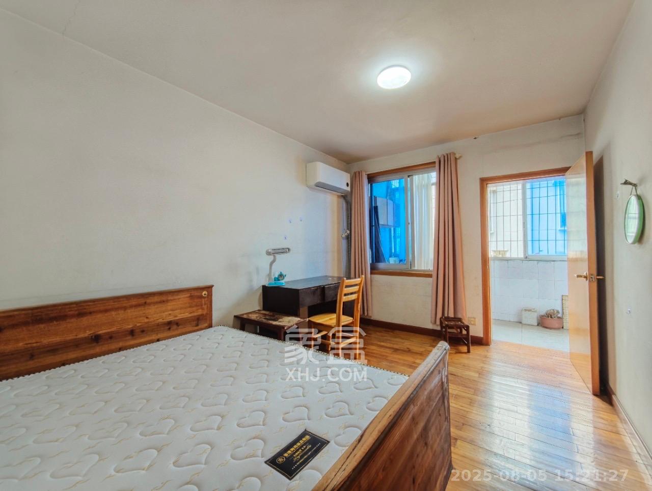 滨江君悦香邸  3室2厅2卫    2800.0元/月室内图