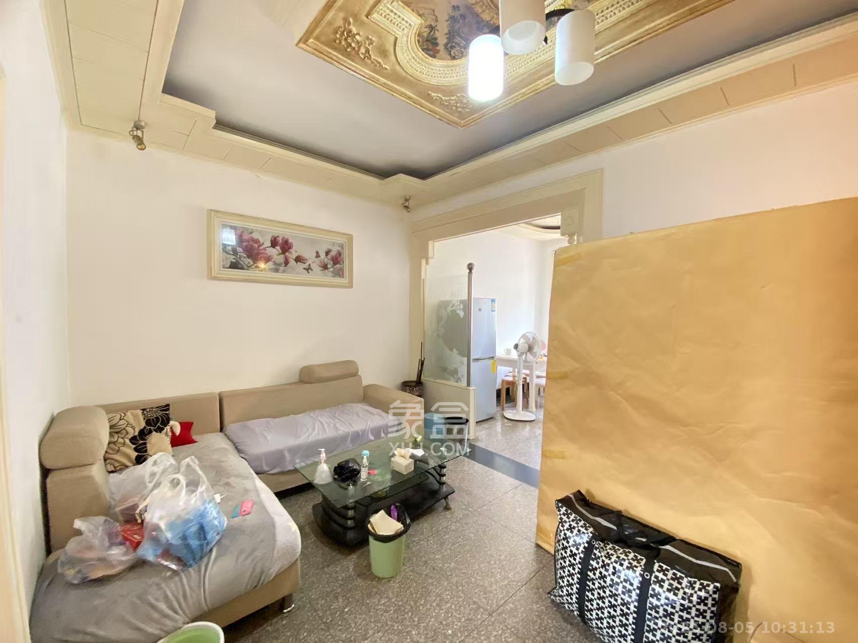 中建五局信和苑四区  1室2厅1卫    1100.0元/月 中建五局信和苑四区  1室2厅1卫    1100.0元/月