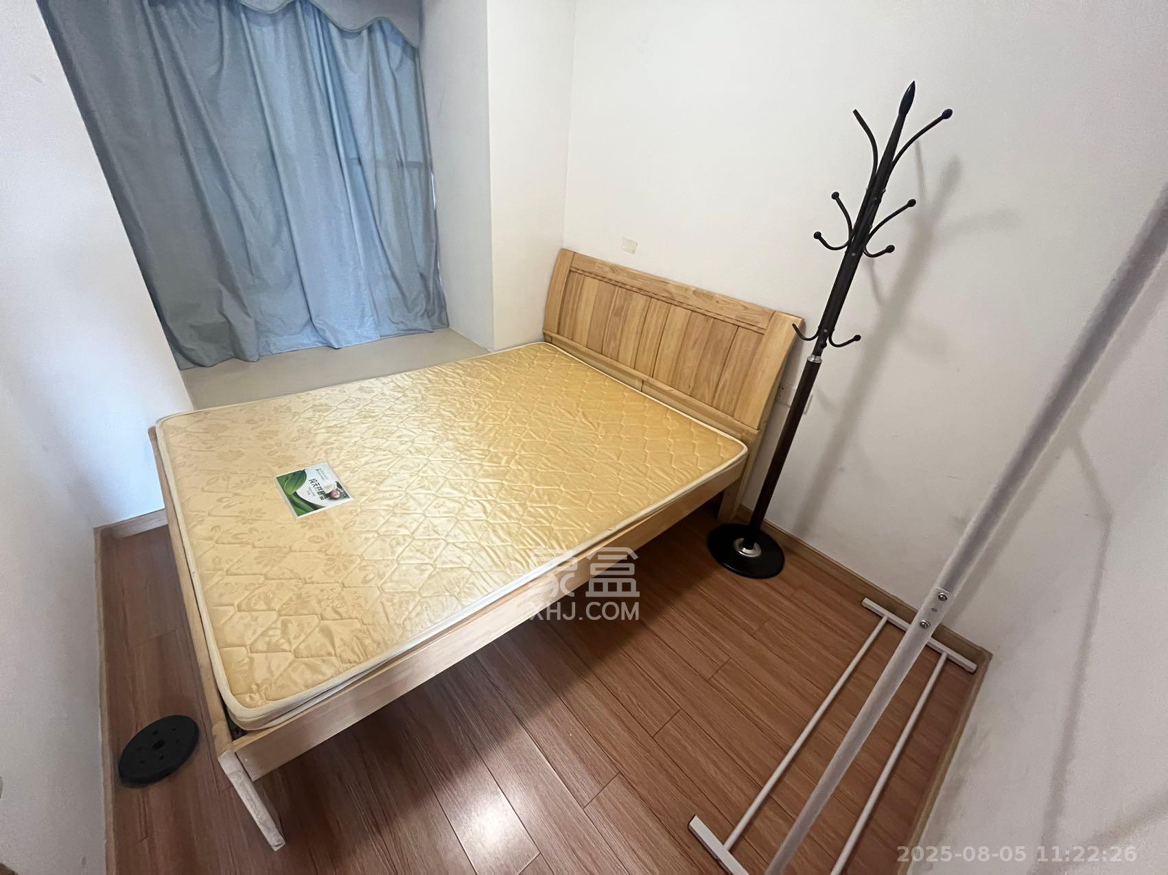 万科魅力之城  1室2厅2卫    2500.0元/月室内图