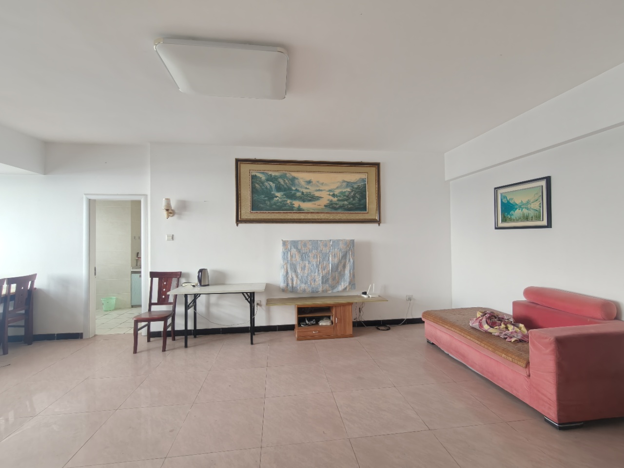 洋昌大厦 3室2厅1卫 2600.0元/月 洋昌大厦 3室2厅1卫 2600.0元/月室内图