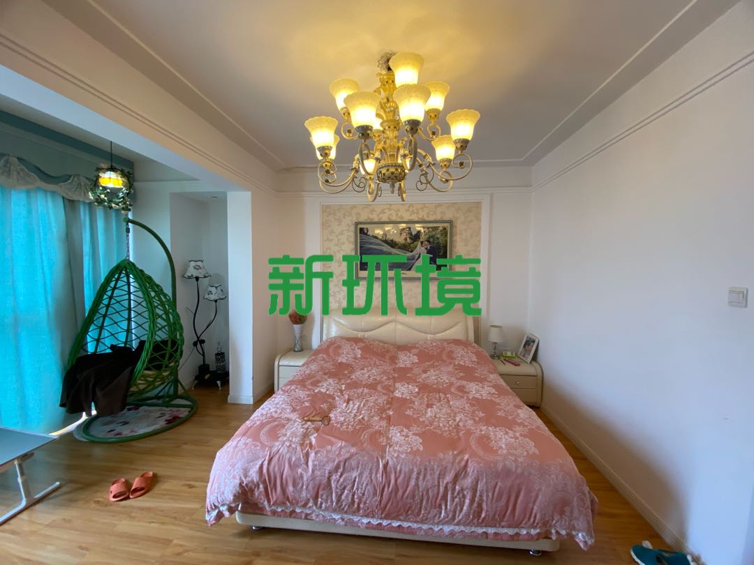 月亮湾三期  3室2厅2卫   2000.00元/月室内图