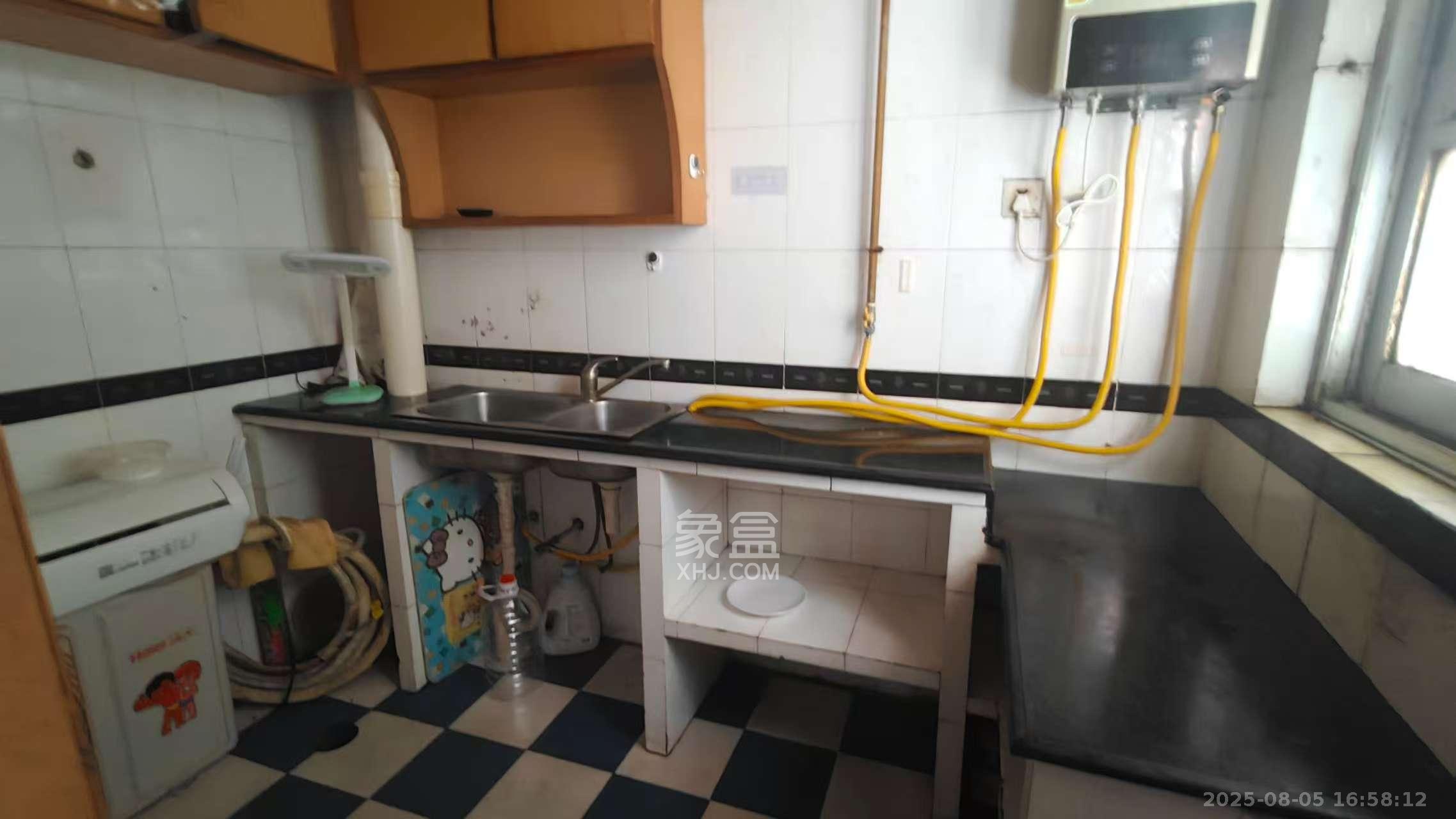 海东青大厦  5室2厅2卫    4500.0元/月 海东青大厦  5室2厅2卫    4500.0元/月室内图