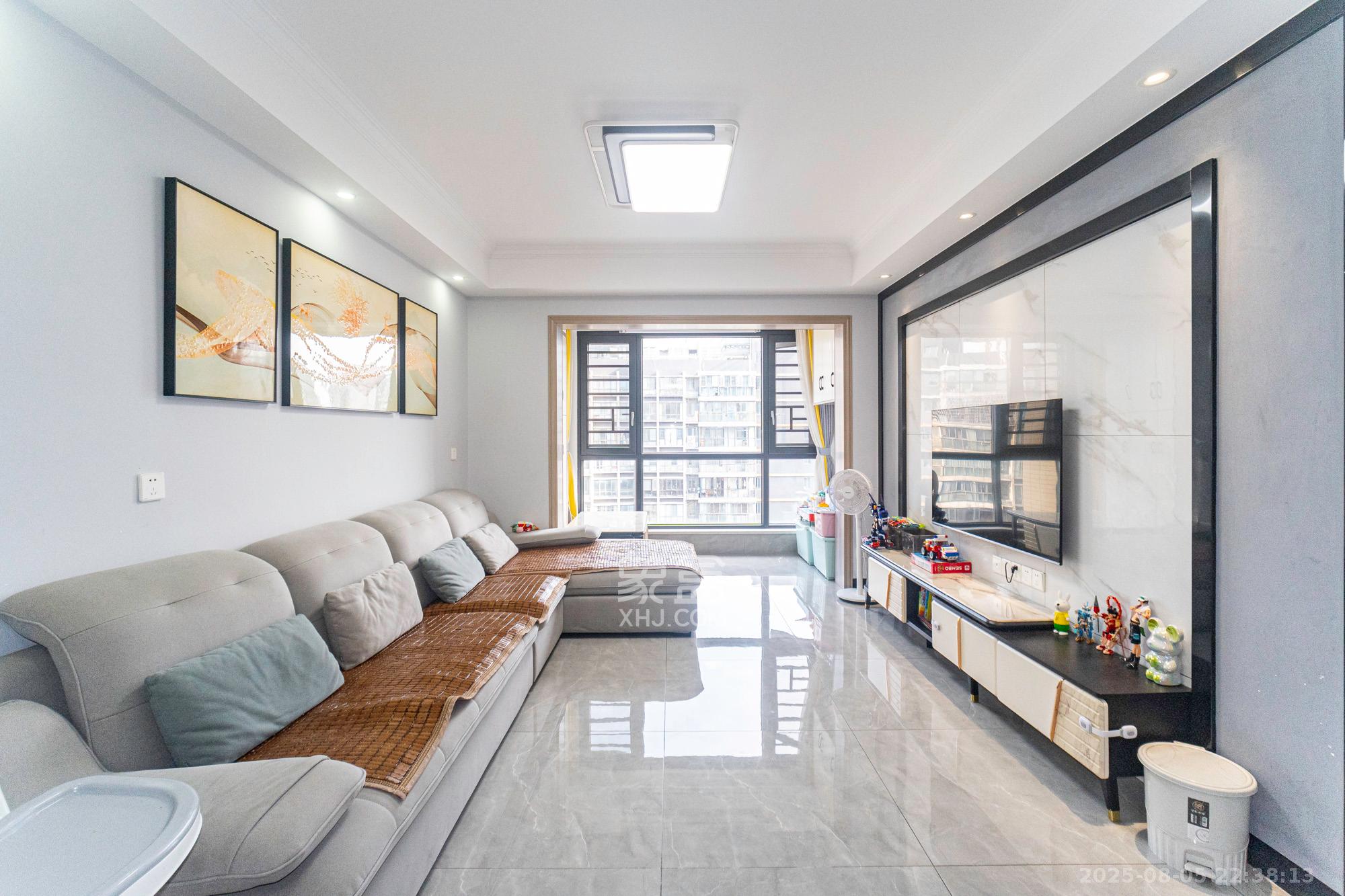 恒基凯旋门三期  3室2厅2卫    109.8万