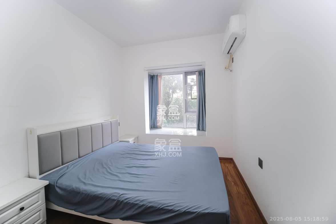 荣盛花语城  3室2厅1卫    61.8万 荣盛花语城  3室2厅1卫    61.8万卧室