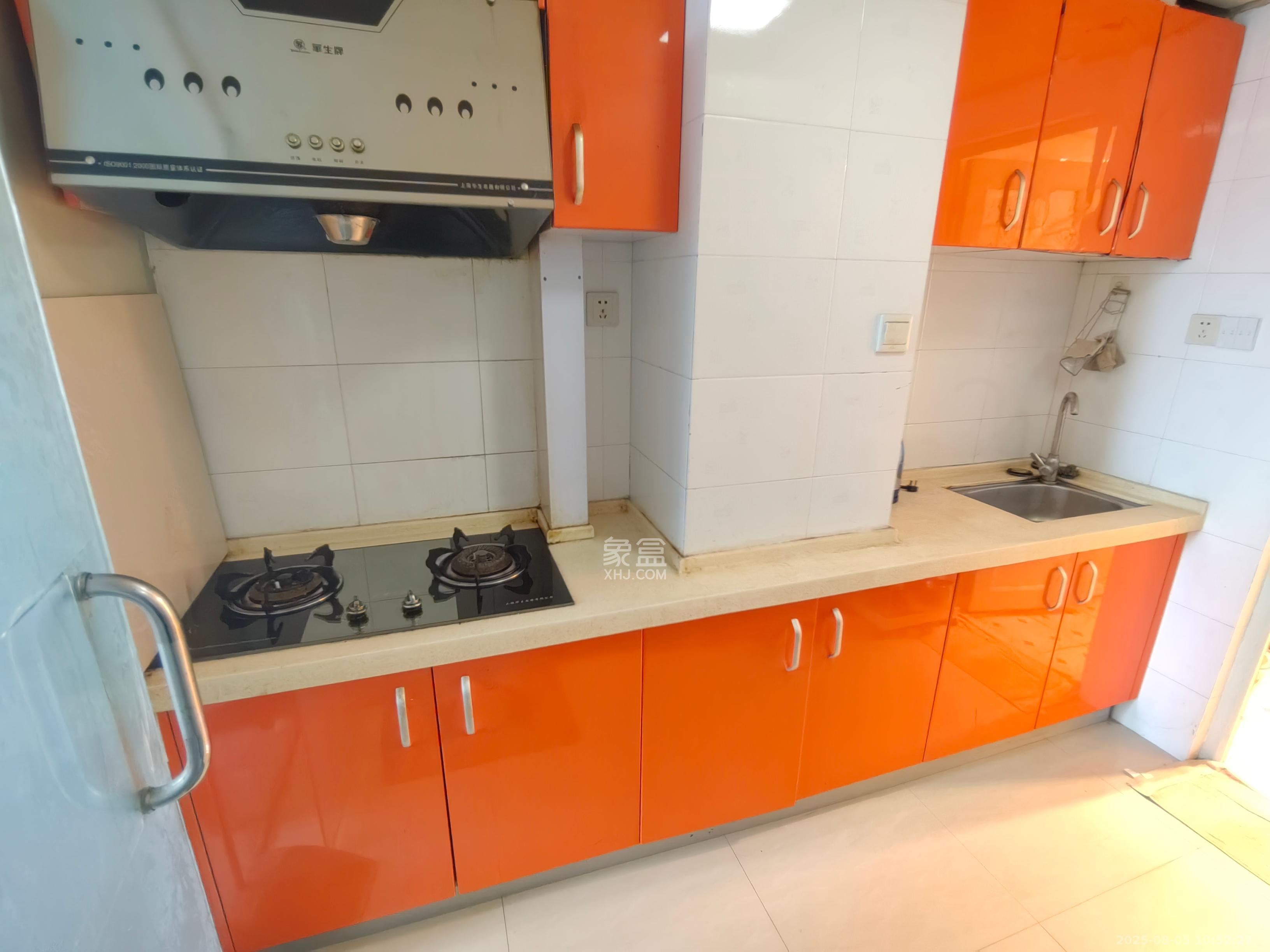 中远公馆 1室1厅1卫 1300.0元/月 中远公馆 1室1厅1卫 1300.0元/月室内图