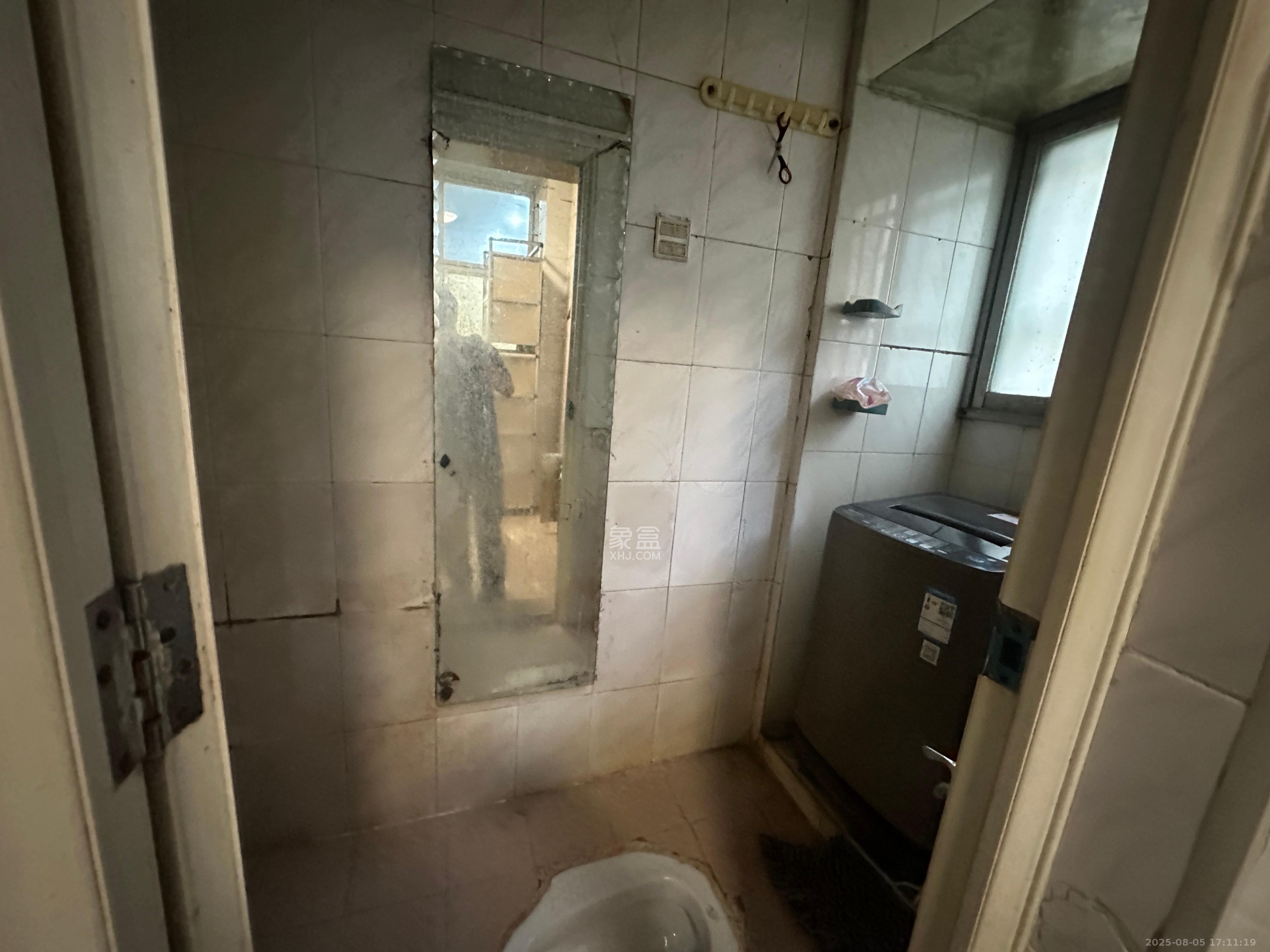 中铁五局家属院(韶山北路295号)  2室1厅1卫    1500.0元/月 中铁五局家属院(韶山北路295号)  2室1厅1卫    1500.0元/月室内图