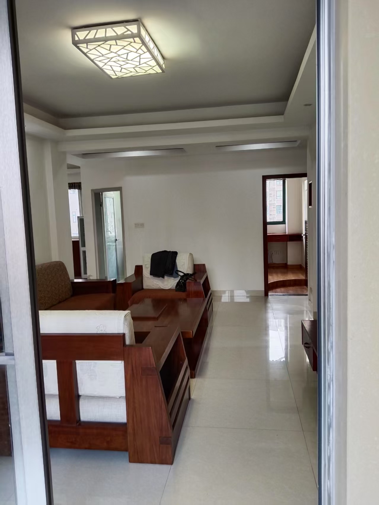 冠都现代城(冠都幸福彼岸) 1室0厅0卫 2000.0元/月 冠都现代城(冠都幸福彼岸) 1室0厅0卫 2000.0元/月室内图