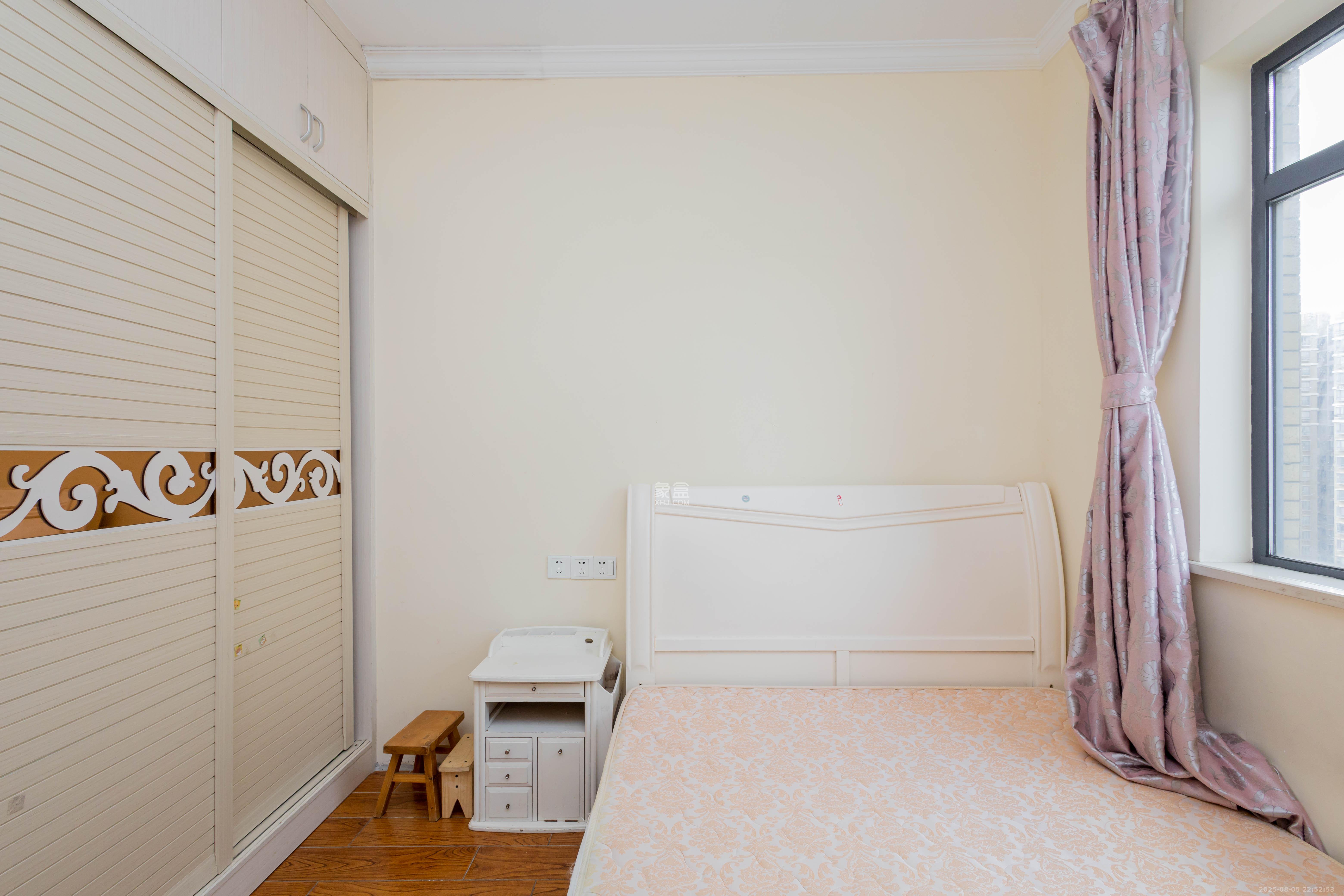 中国铁建国际城二期  3室2厅1卫    52.0万卧室