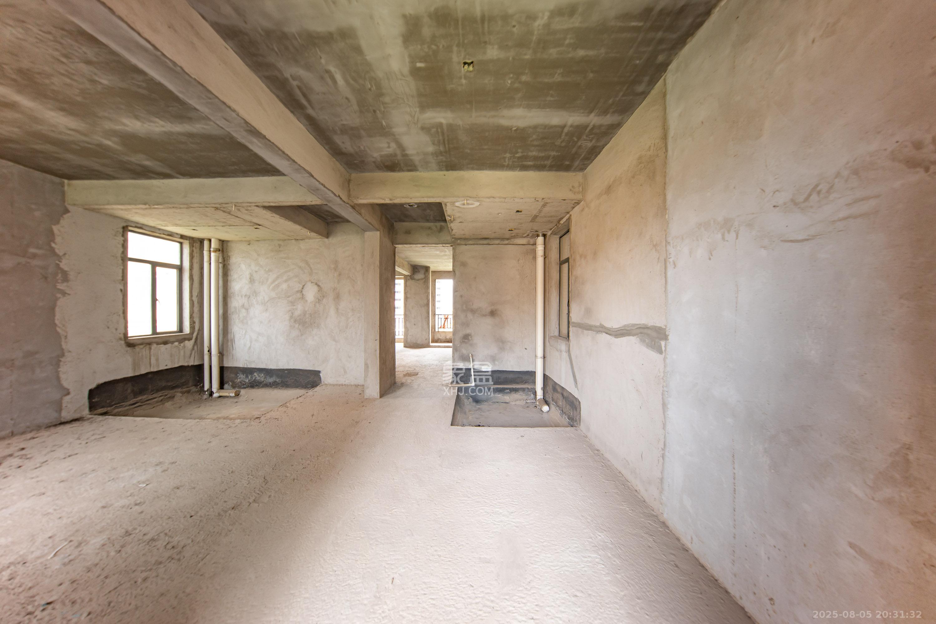 枫华府第 3室2厅2卫 62.0万 枫华府第 3室2厅2卫 62.0万卧室