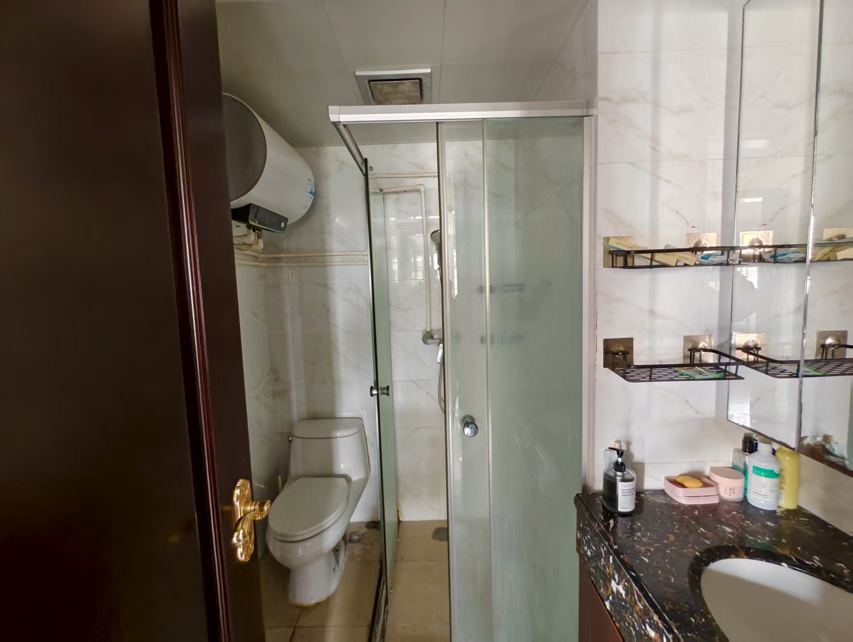 恒大海口湾二期 2室2厅1卫 3500.0元/月 恒大海口湾二期 2室2厅1卫 3500.0元/月室内图