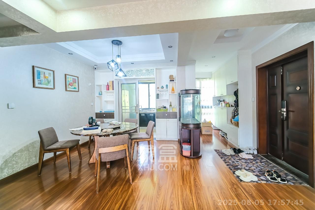 丰源国际  4室2厅2卫    2800.0元/月室内图