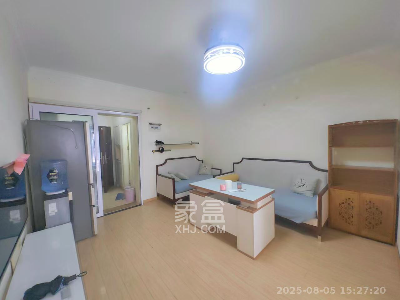 万芙锦城  1室1厅1卫    1500.0元/月 万芙锦城  1室1厅1卫    1500.0元/月室内图