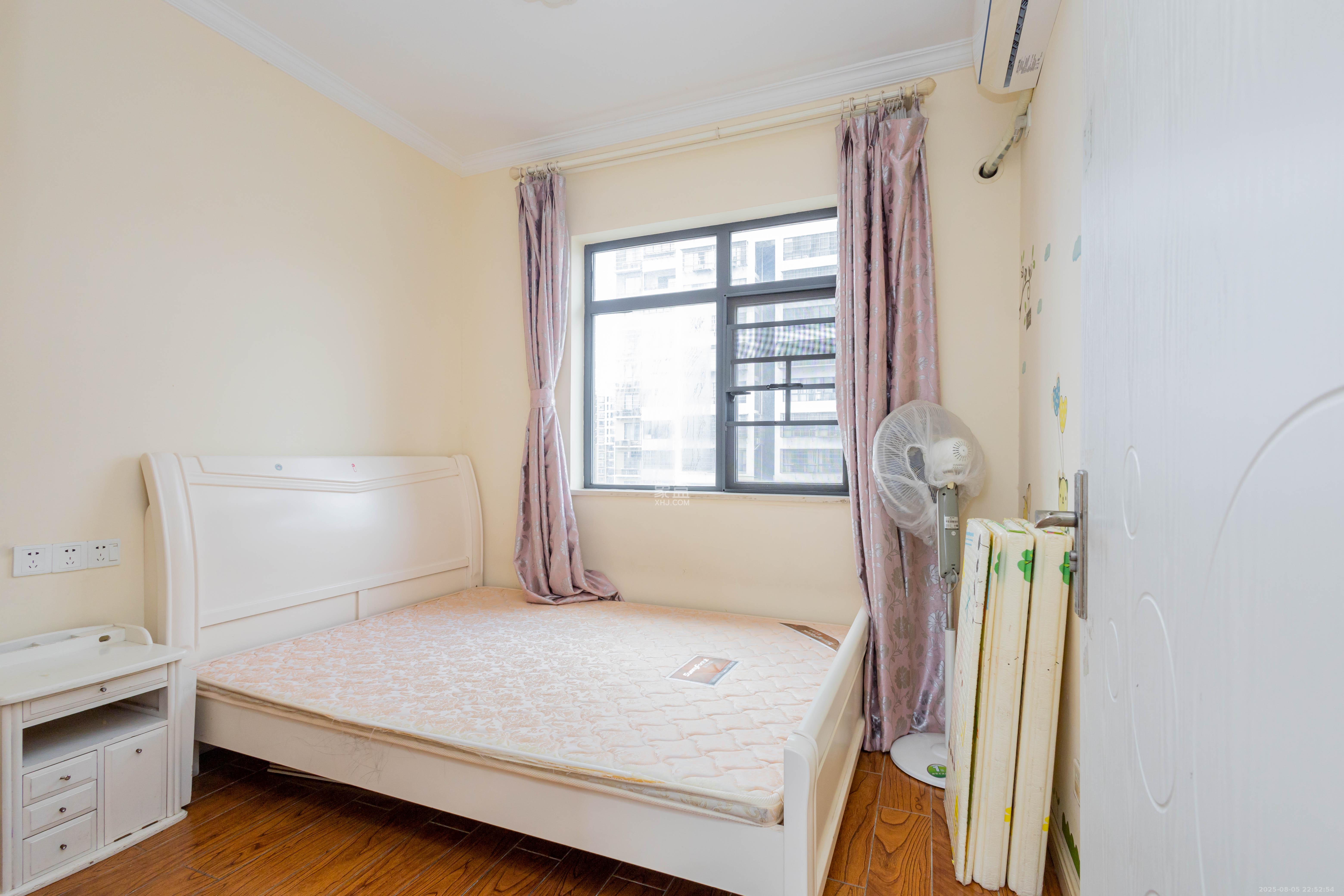 中国铁建国际城二期  3室2厅1卫    52.0万卧室