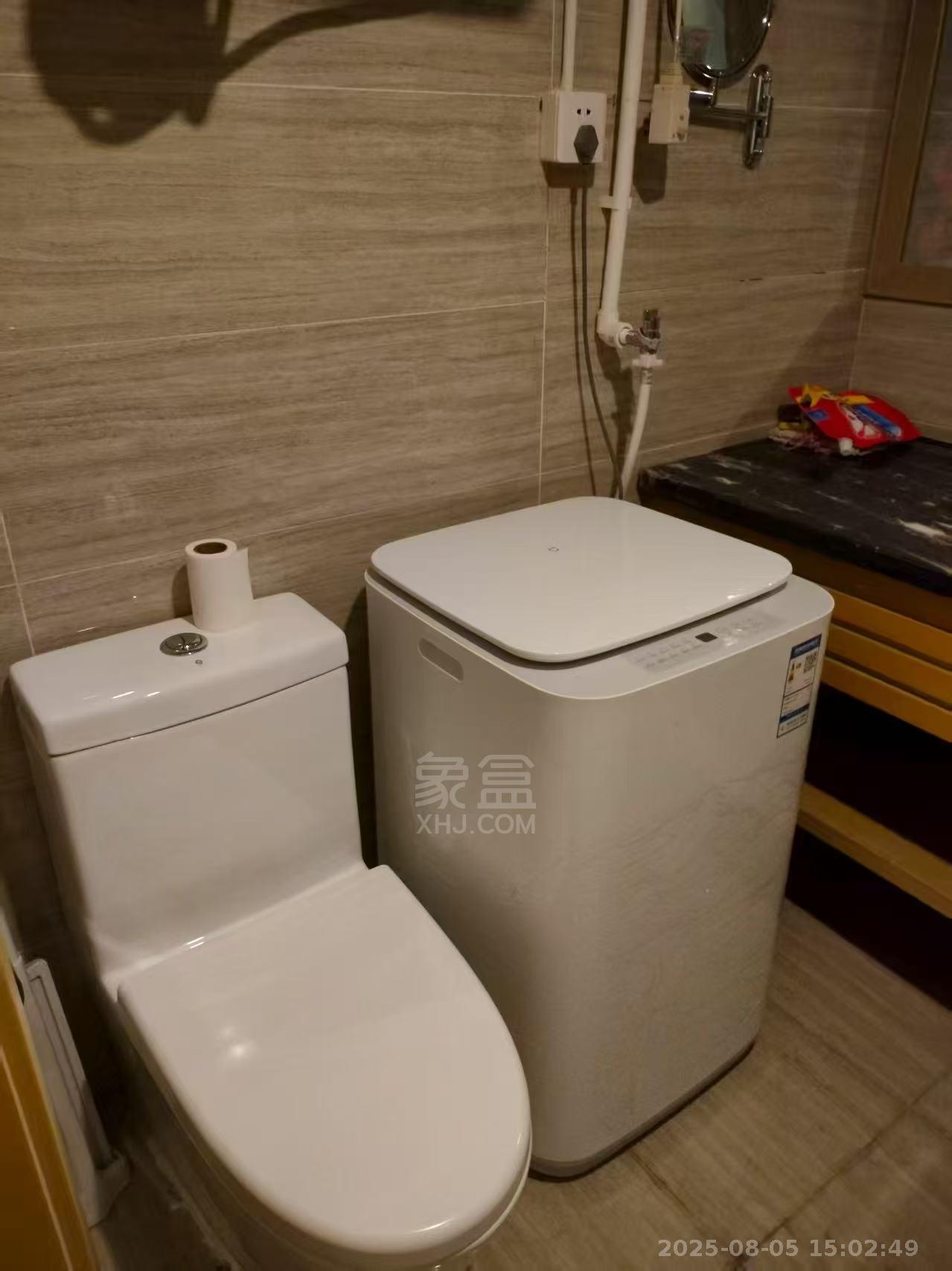 富华商业广场 1室0厅0卫 1000.0元/月 富华商业广场 1室0厅0卫 1000.0元/月室内图