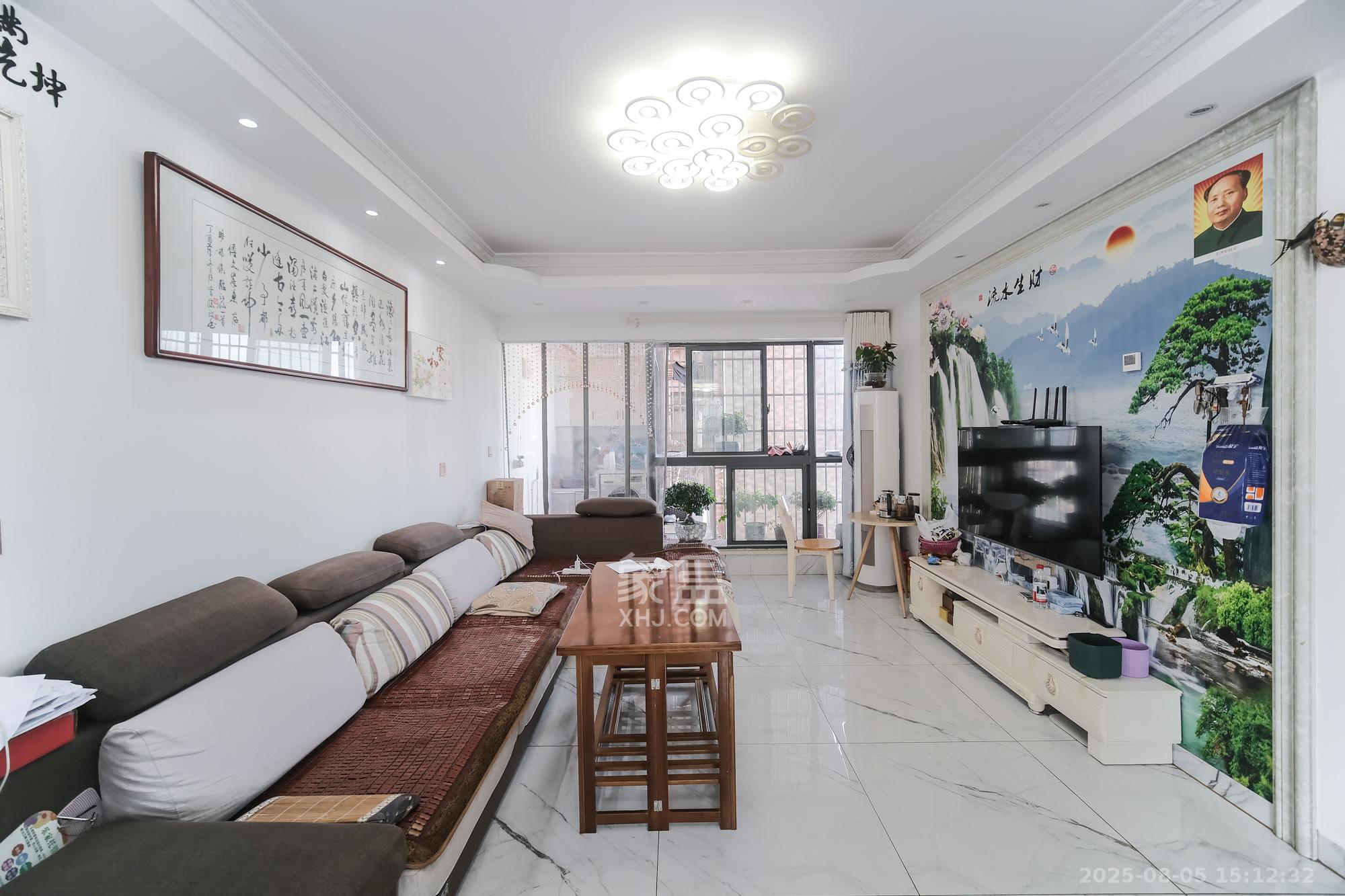 月亮湾草莓街区一、二期  4室2厅1卫    112.8万 月亮湾草莓街区一、二期  4室2厅1卫    112.8万