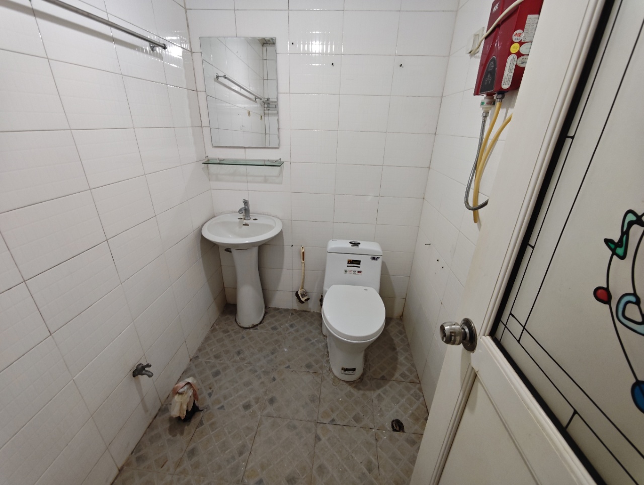 明珠大厦(别名:明珠苑) 1室0厅1卫 1100.0元/月 明珠大厦(别名:明珠苑) 1室0厅1卫 1100.0元/月室内图