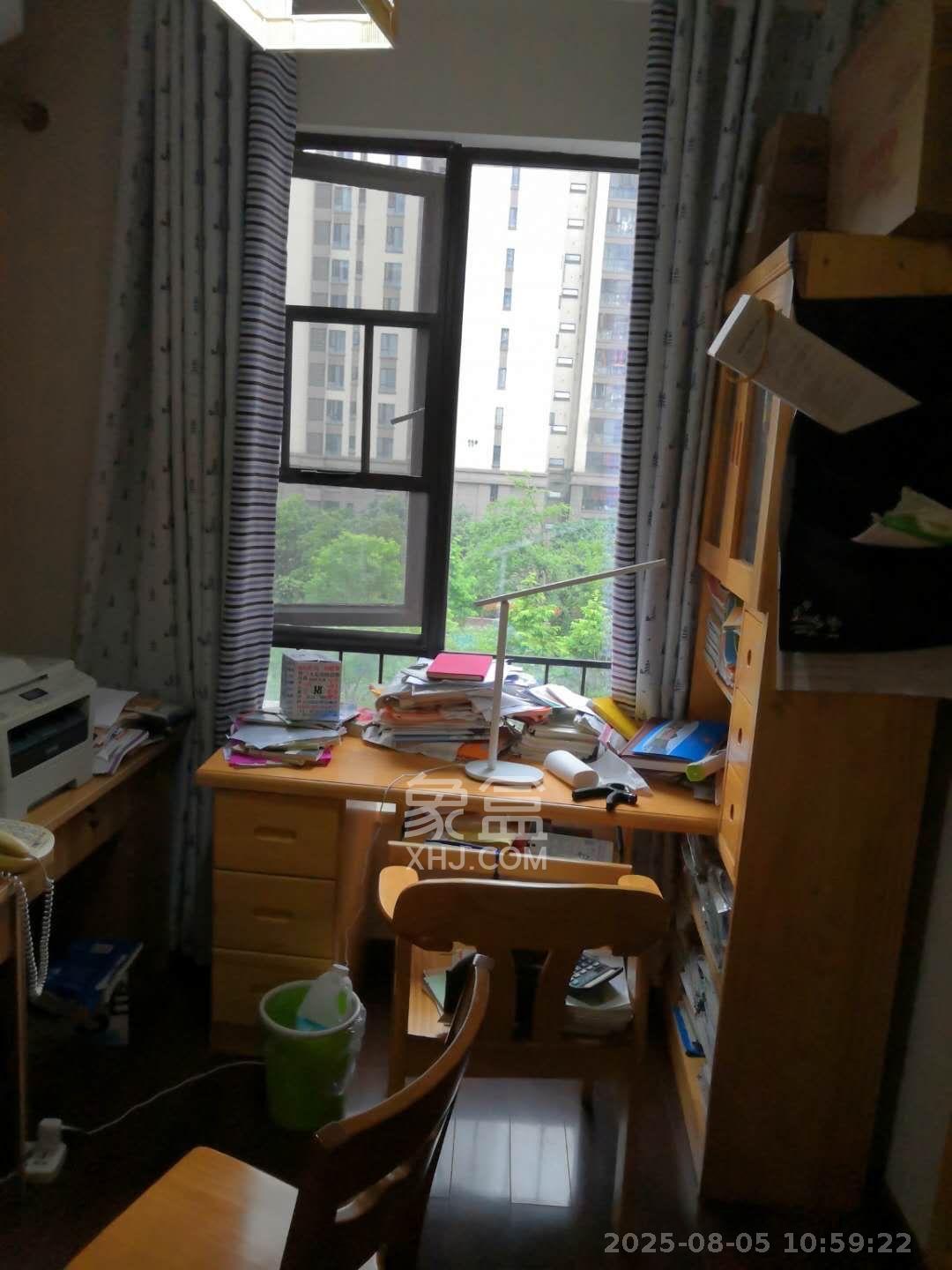 万科里梅溪郡  3室2厅1卫   3300.00元/月室内图