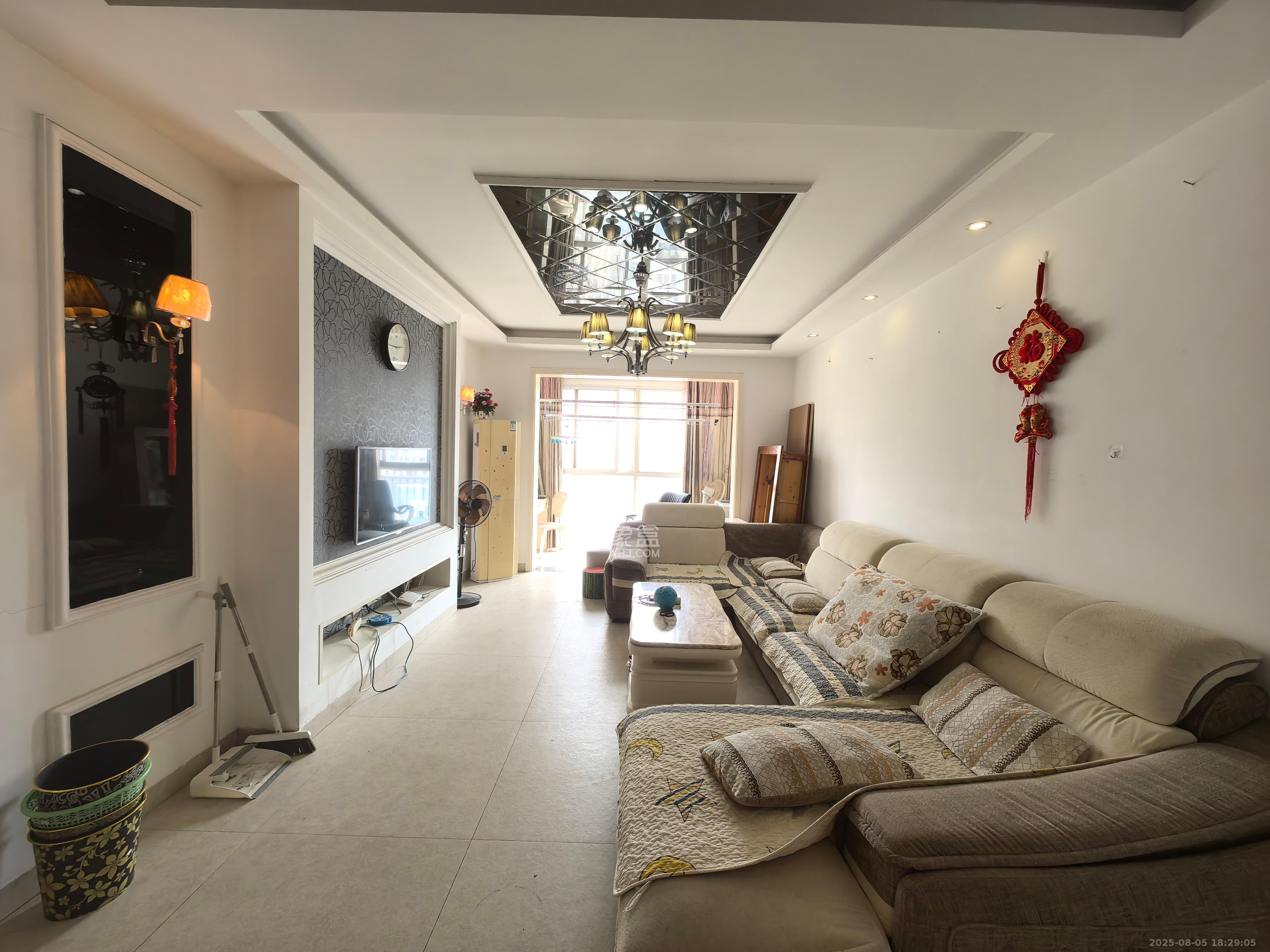 万丽景园  2室2厅1卫    1650.0元/月 万丽景园  2室2厅1卫    1650.0元/月室内图