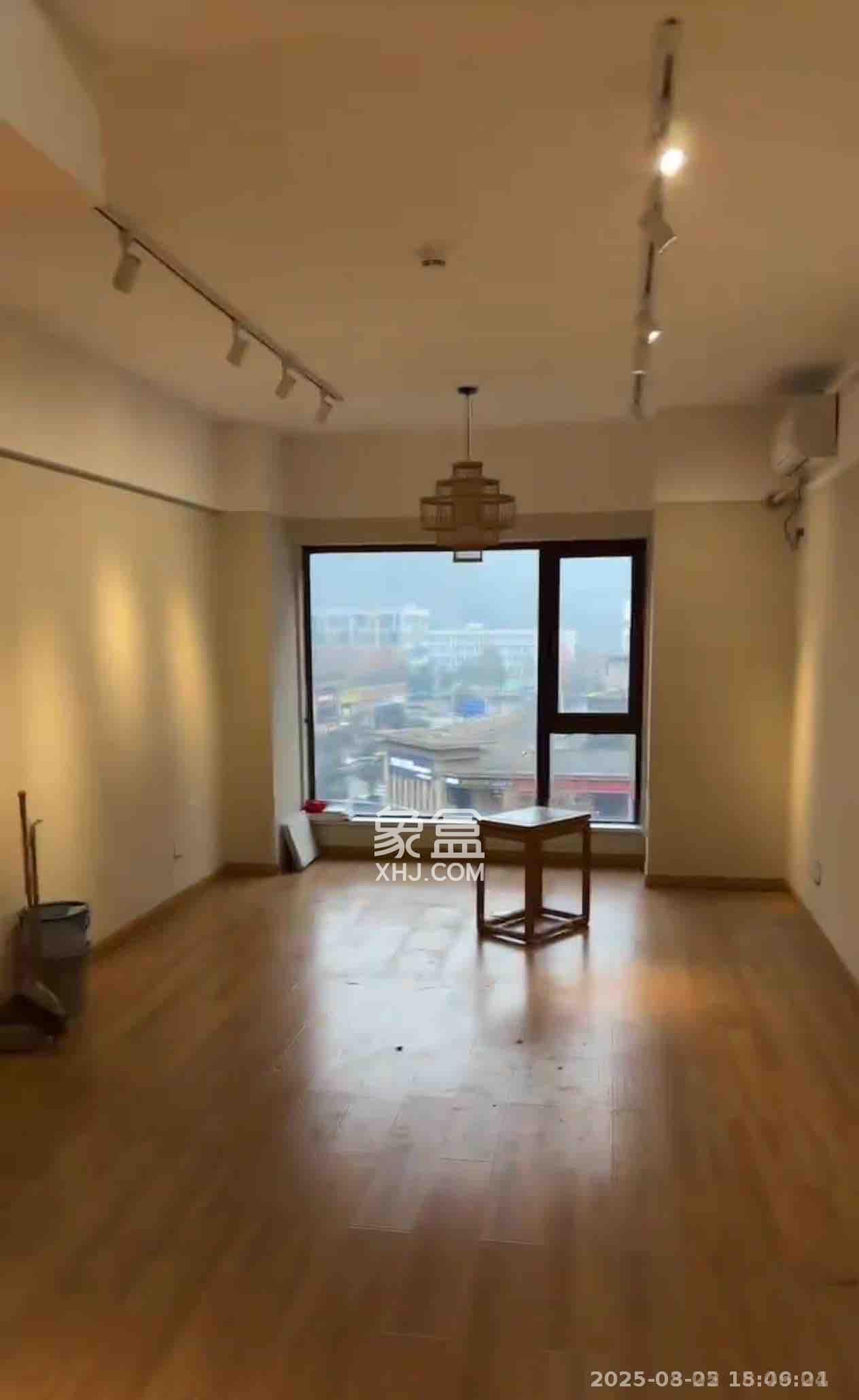 佳兆业云顶梅溪湖(佳兆业梅溪荟)  1室1厅1卫    3600.0元/月 佳兆业云顶梅溪湖(佳兆业梅溪荟)  1室1厅1卫    3600.0元/月室内图1