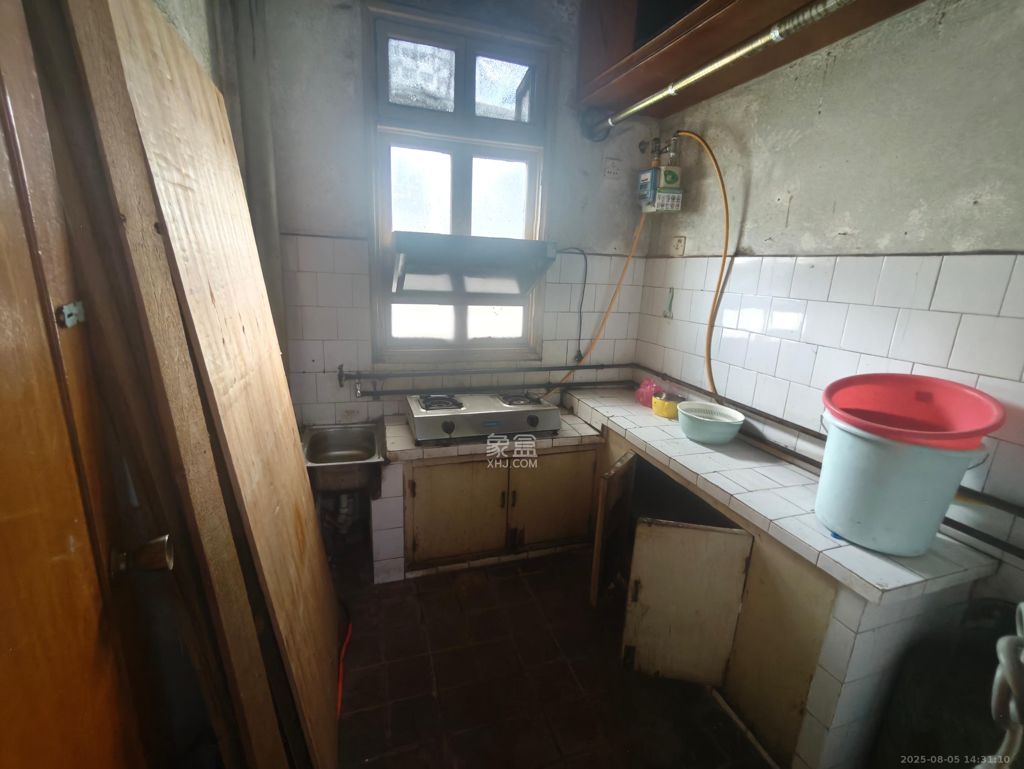 乡镇公寓 2室1厅1卫 1400.0元/月 乡镇公寓 2室1厅1卫 1400.0元/月室内图