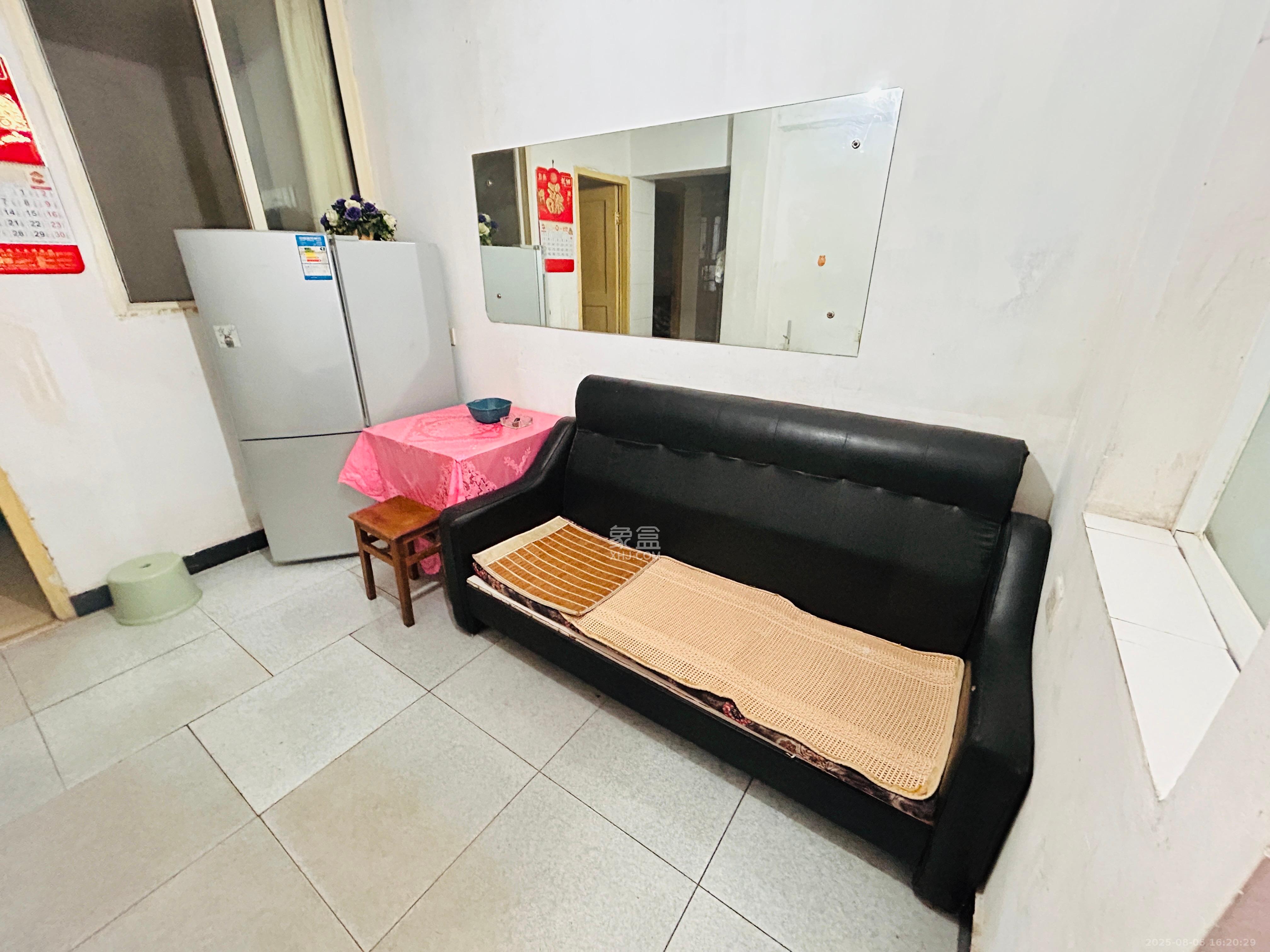 富绿新村  2室1厅1卫   1000.00元/月室内图