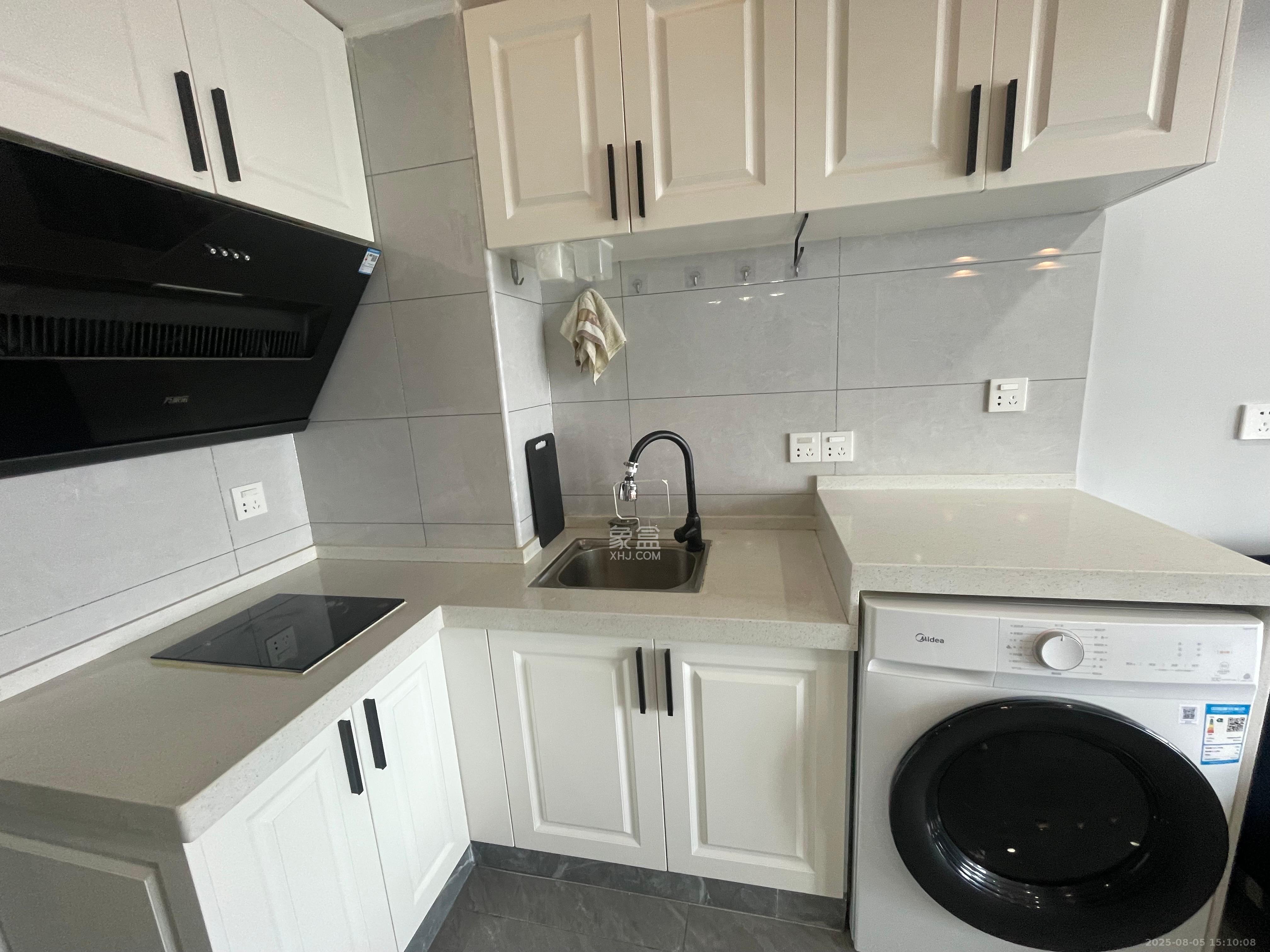 弘坤云寓  2室1厅1卫    2600.0元/月室内图