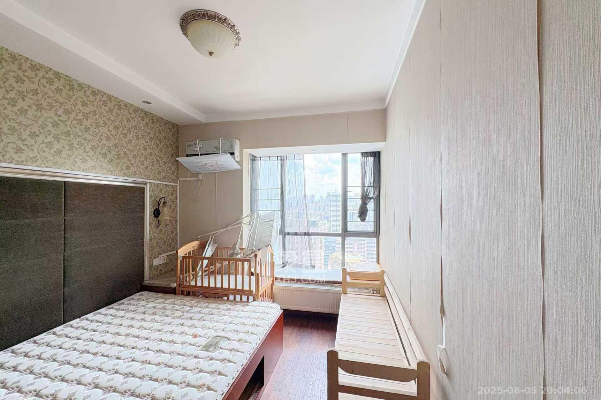 湘域中央 3室2厅2卫 4500.0元/月 湘域中央 3室2厅2卫 4500.0元/月室内图