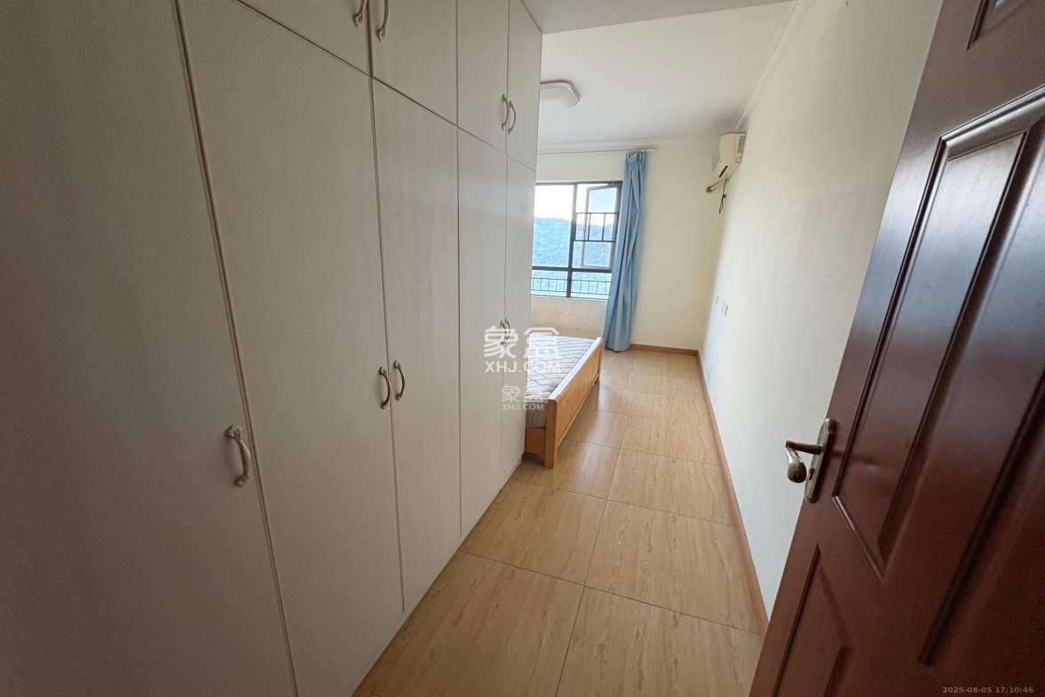 中海梅溪湖壹号  3室2厅1卫    2900.0元/月 中海梅溪湖壹号  3室2厅1卫    2900.0元/月室内图